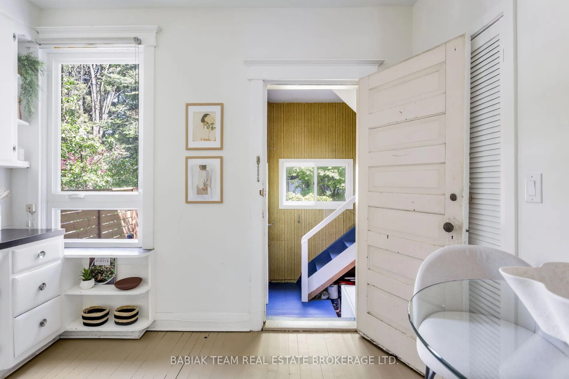 Photo 16 of 82 Howard Park Avenue, Toronto, High Park-Swansea — HOMEH