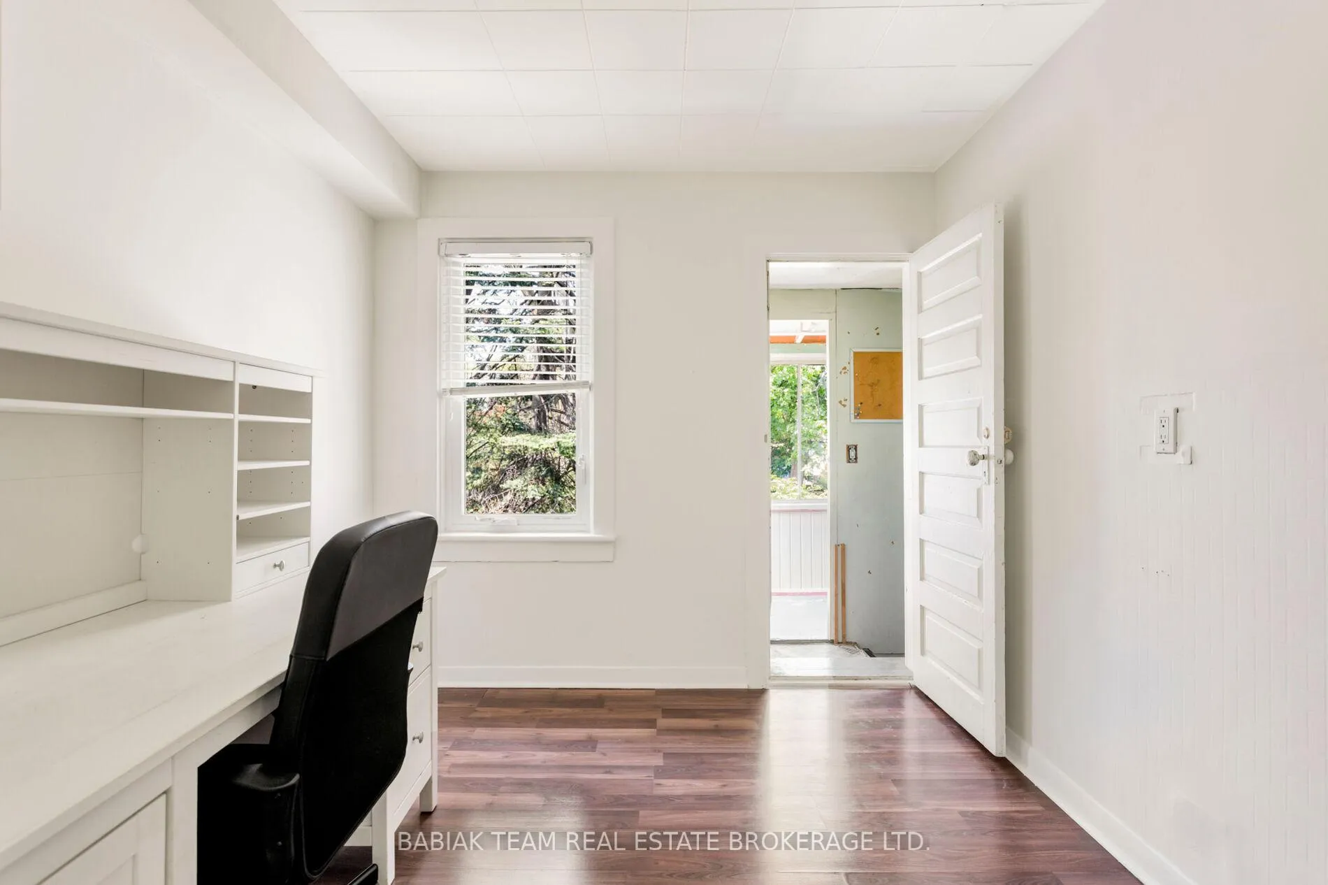 Photo 21 of 82 Howard Park Avenue, Toronto, High Park-Swansea — HOMEH