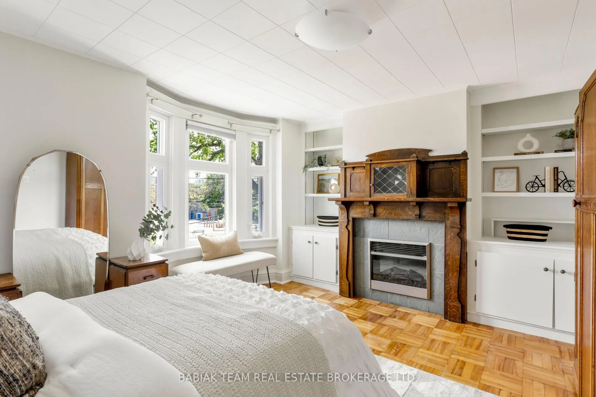 Photo 26 of 82 Howard Park Avenue, Toronto, High Park-Swansea — HOMEH