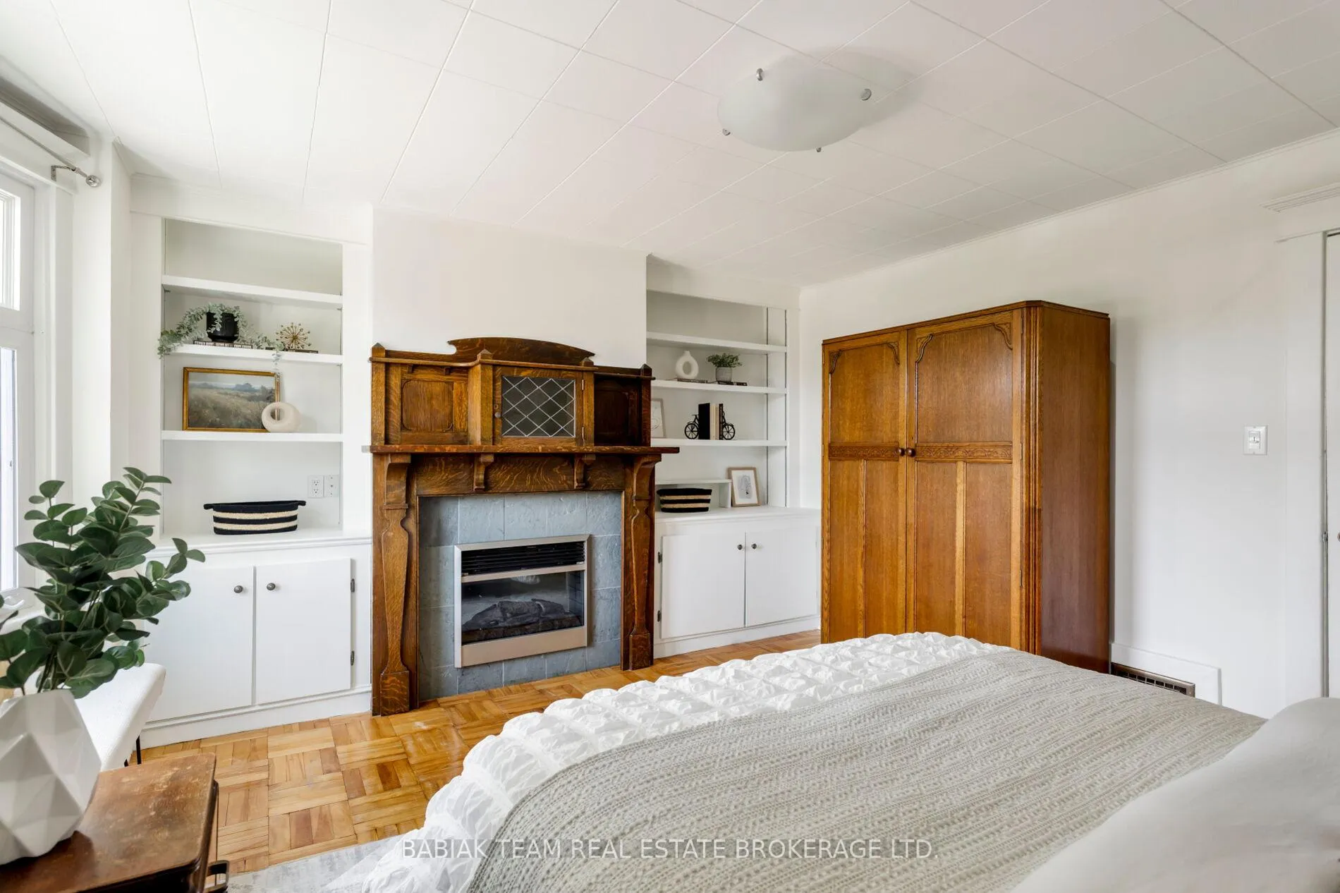 Photo 28 of 82 Howard Park Avenue, Toronto, High Park-Swansea — HOMEH