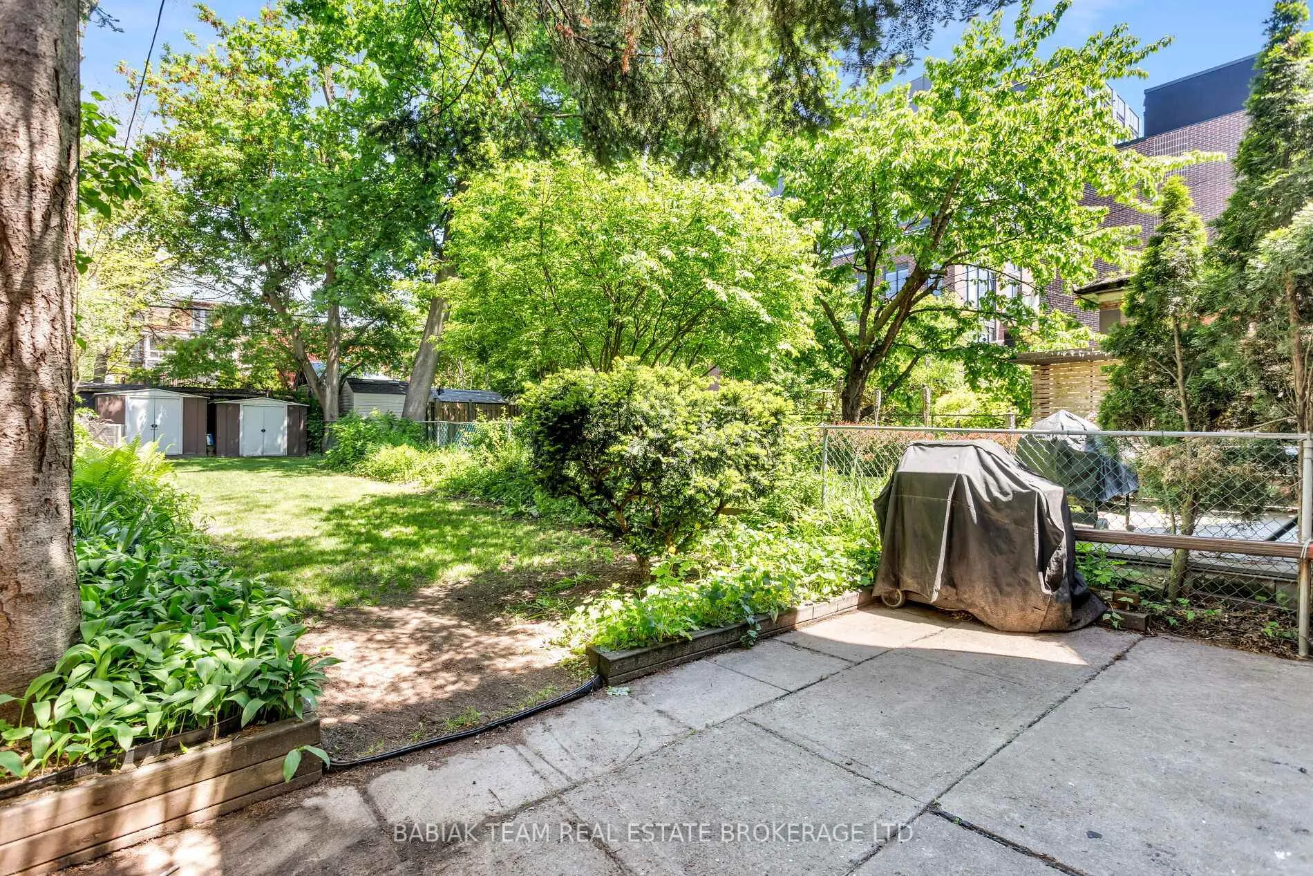 Photo 41 of 82 Howard Park Avenue, Toronto, High Park-Swansea — HOMEH