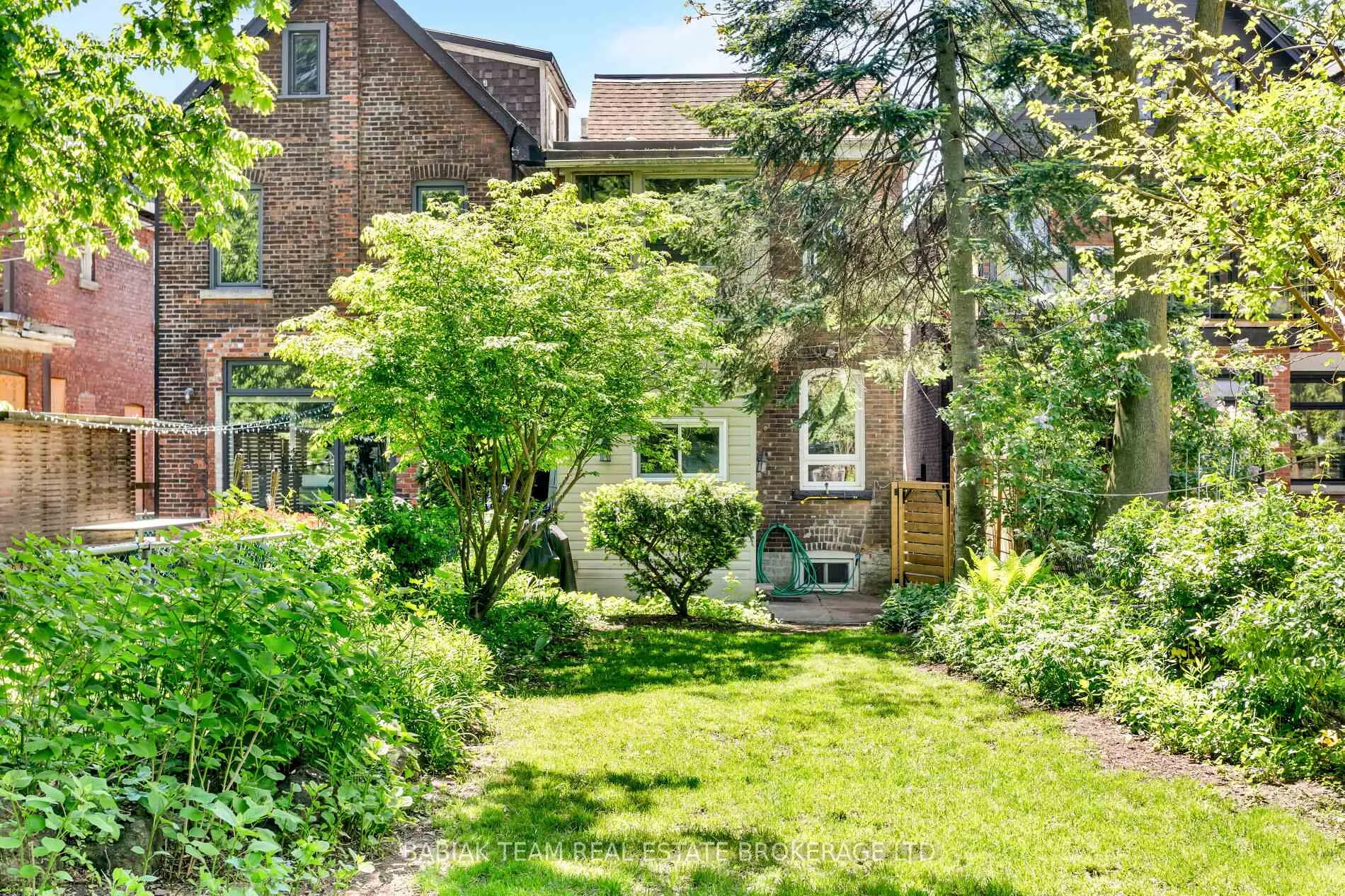 Photo 42 of 82 Howard Park Avenue, Toronto, High Park-Swansea — HOMEH