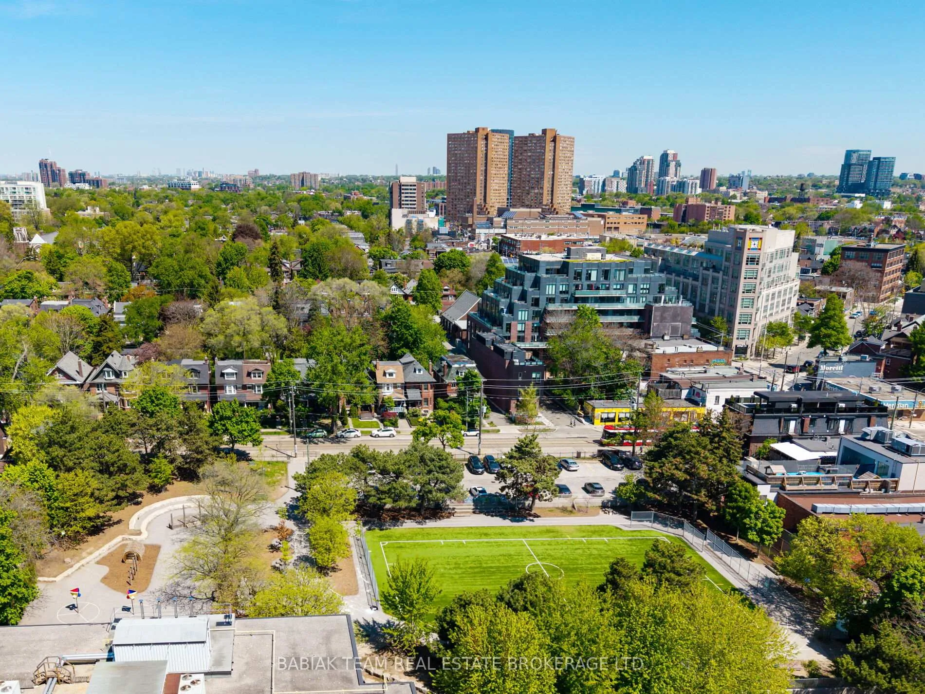 Photo 49 of 82 Howard Park Avenue, Toronto, High Park-Swansea — HOMEH