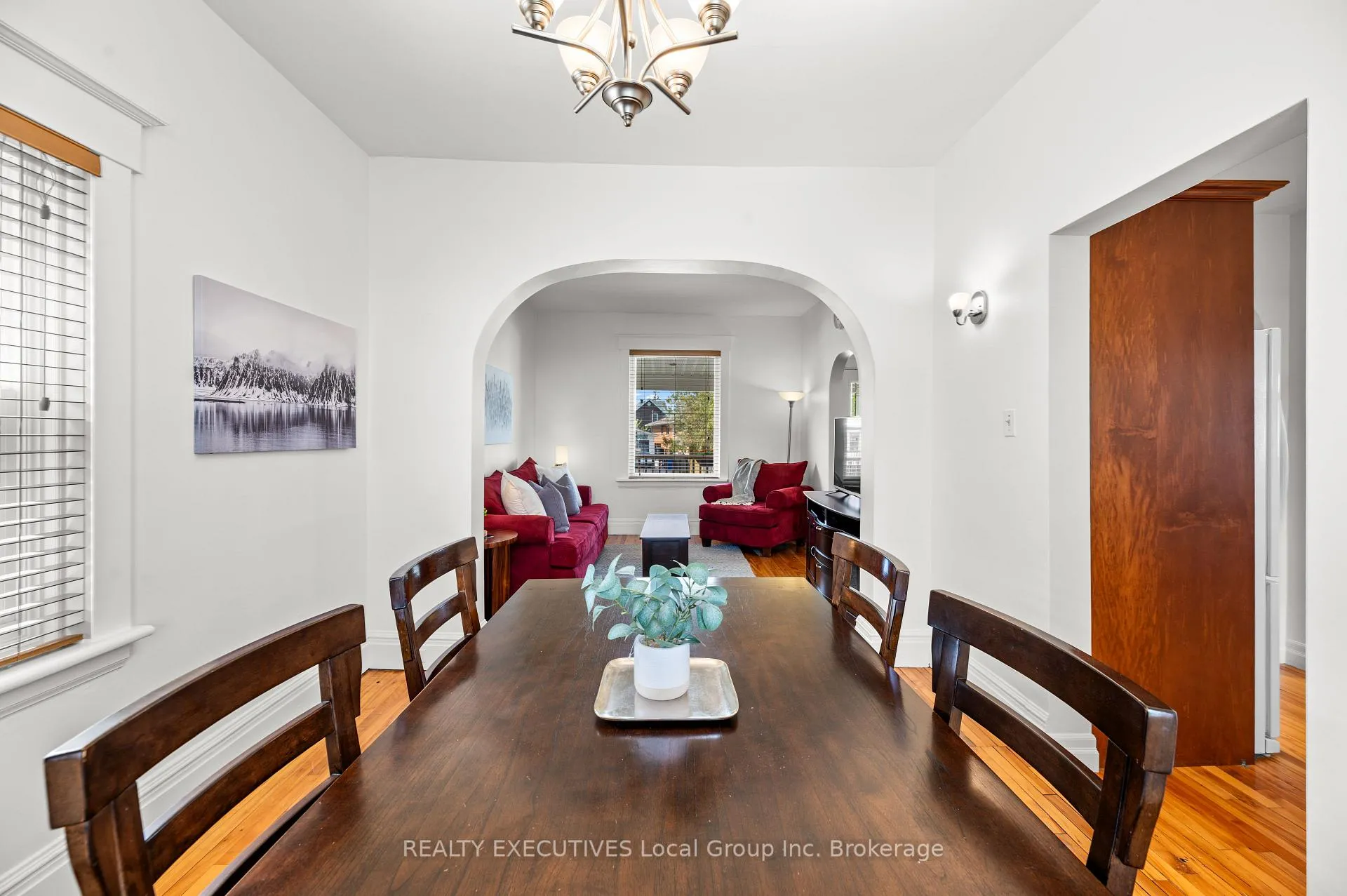 Photo 4 of 1069 Ferguson Street, North Bay, Central — HOMEH