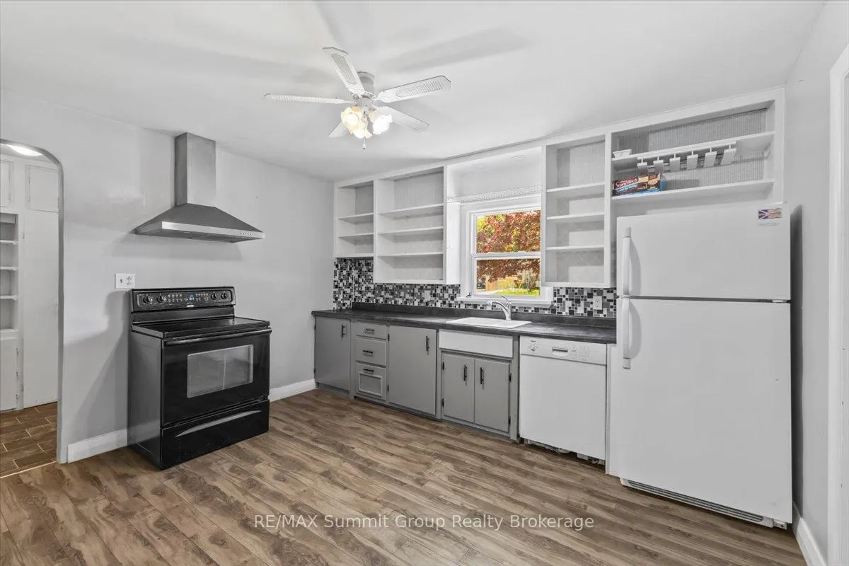 Photo 6 of 162 Main Street E, Grey Highlands — HOMEH