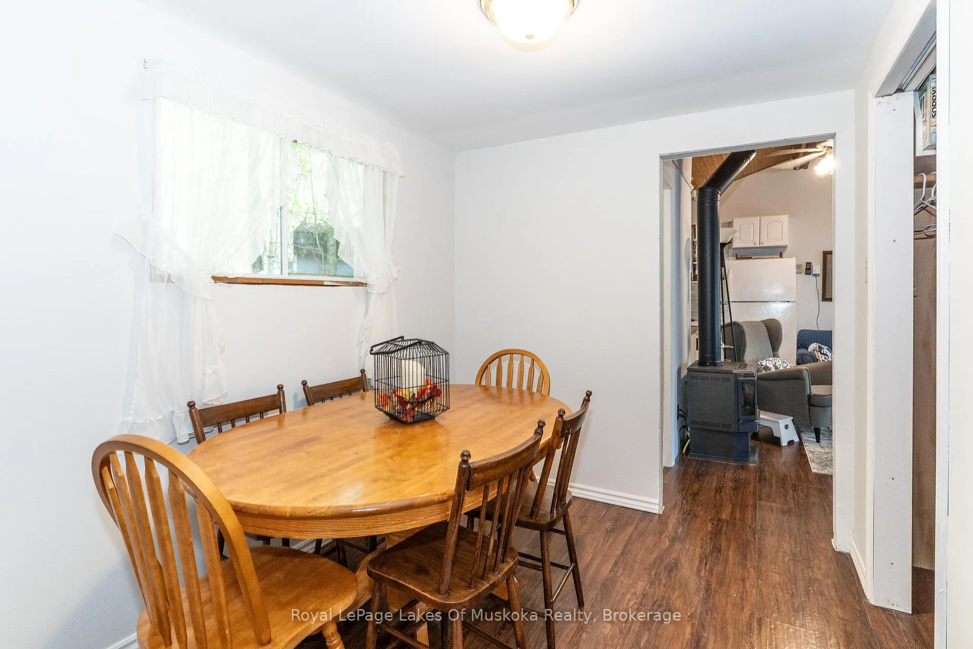 Photo 8 of 1082 Lakeshore Drive S, Bracebridge, Oakley — HOMEH