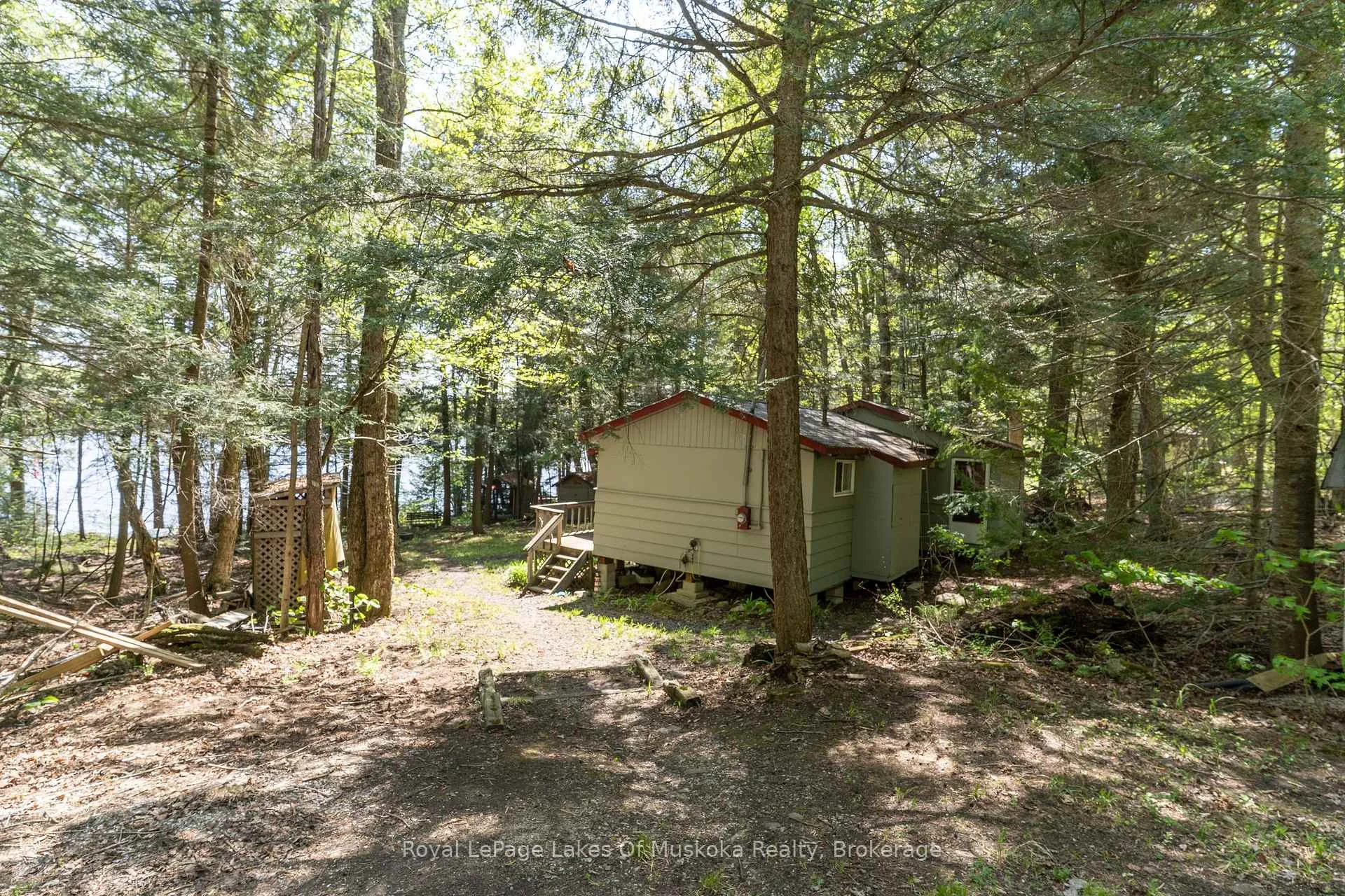Photo 20 of 1082 Lakeshore Drive S, Bracebridge, Oakley — HOMEH