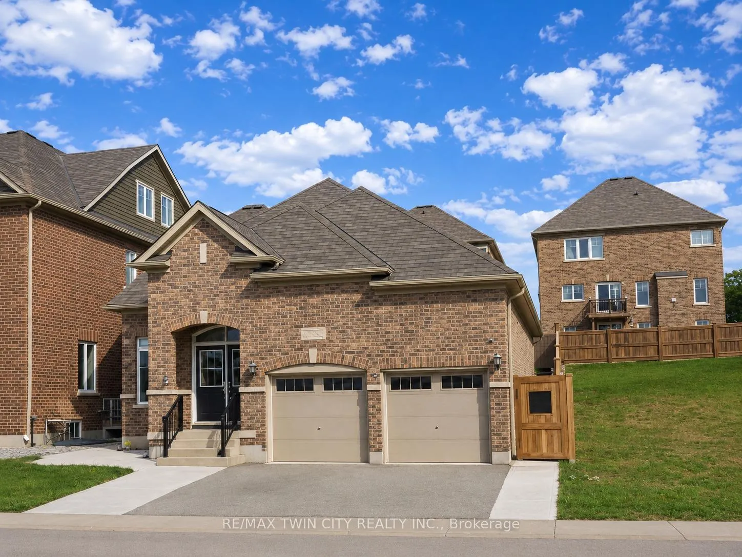 Photo 1 of Unit Upper, 186 Blair Creek Drive, Kitchener — HOMEH