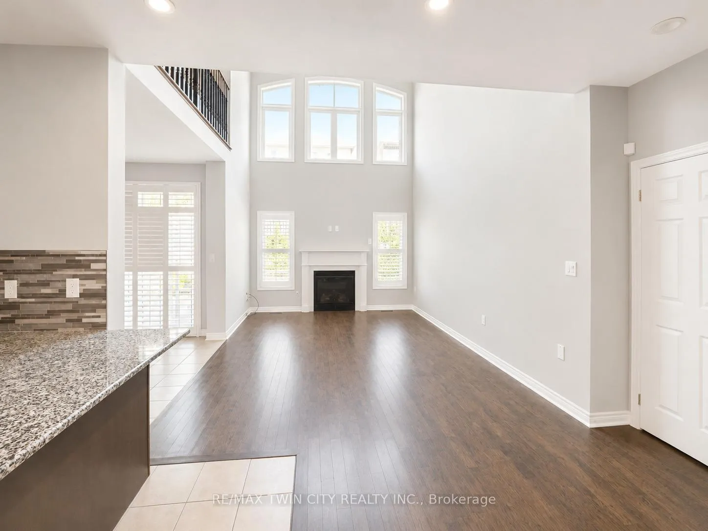 Photo 10 of Unit Upper, 186 Blair Creek Drive, Kitchener — HOMEH