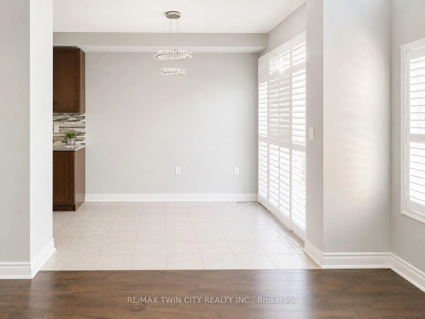 Photo 12 of Unit Upper, 186 Blair Creek Drive, Kitchener — HOMEH