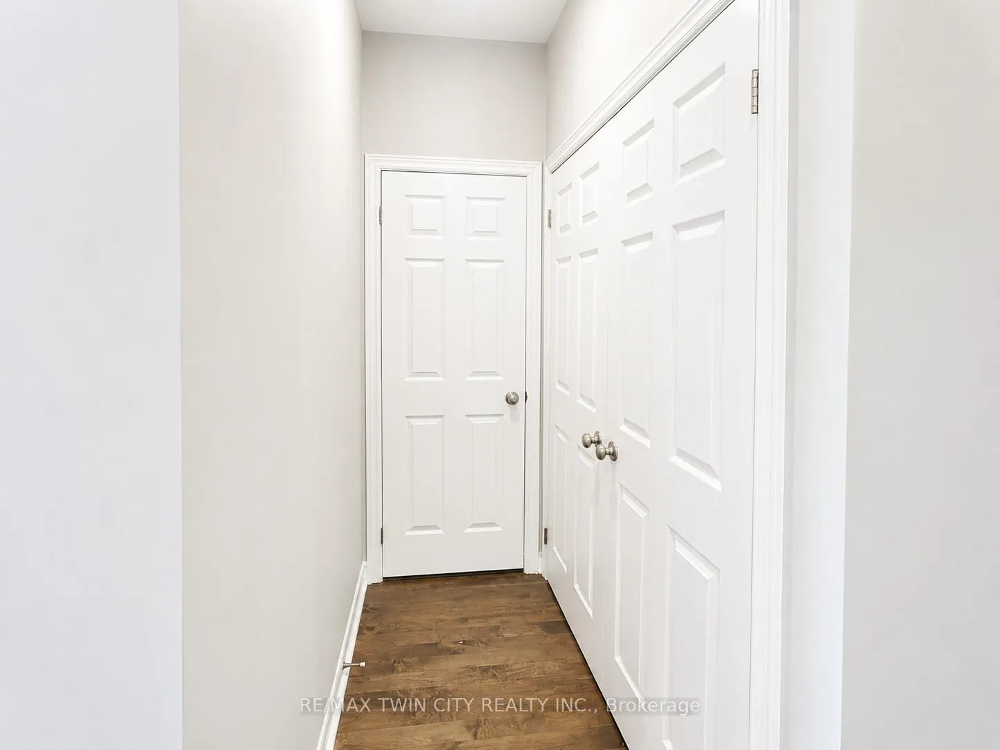 Photo 16 of Unit Upper, 186 Blair Creek Drive, Kitchener — HOMEH