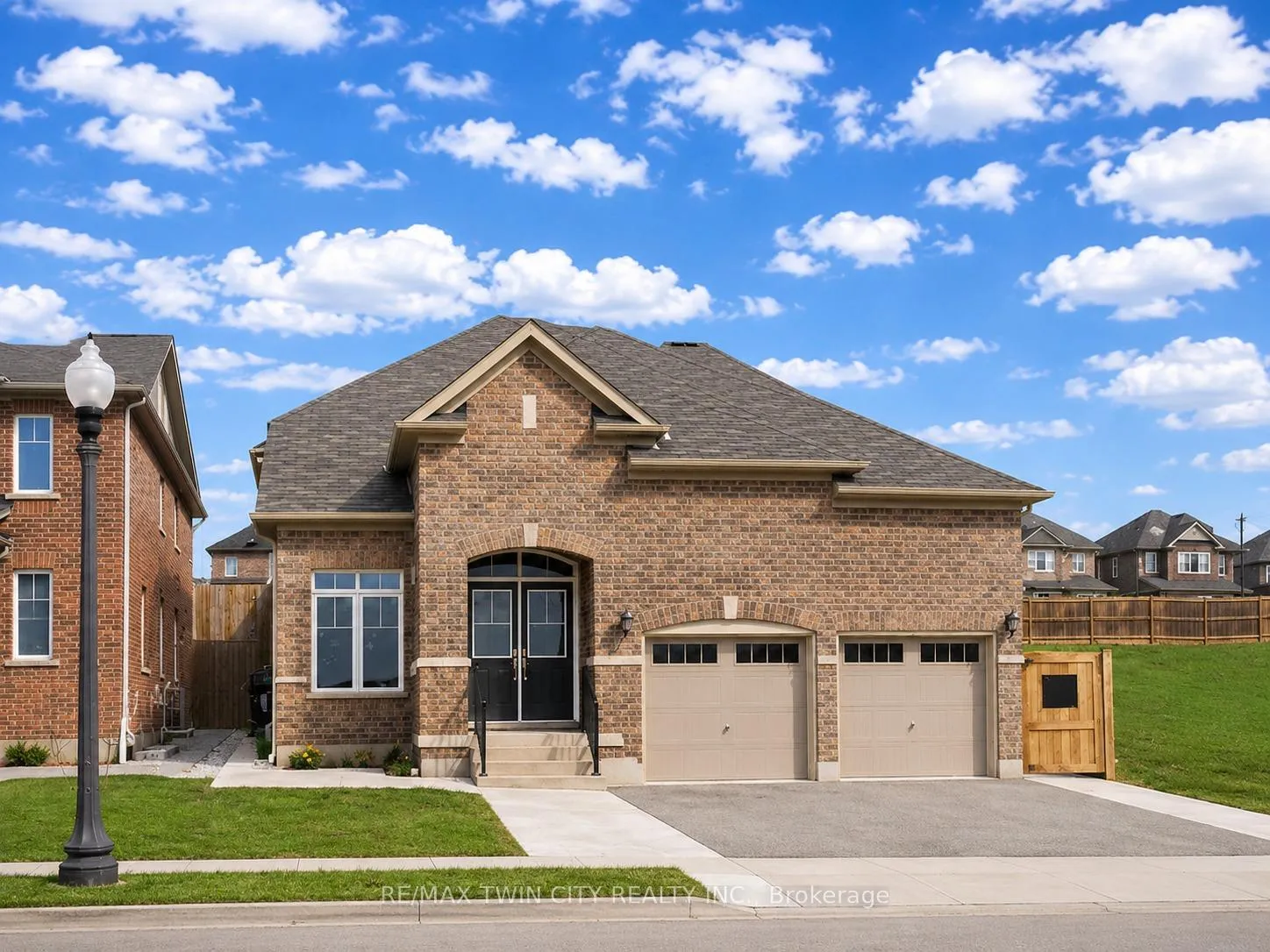 Photo 21 of Unit Upper, 186 Blair Creek Drive, Kitchener — HOMEH