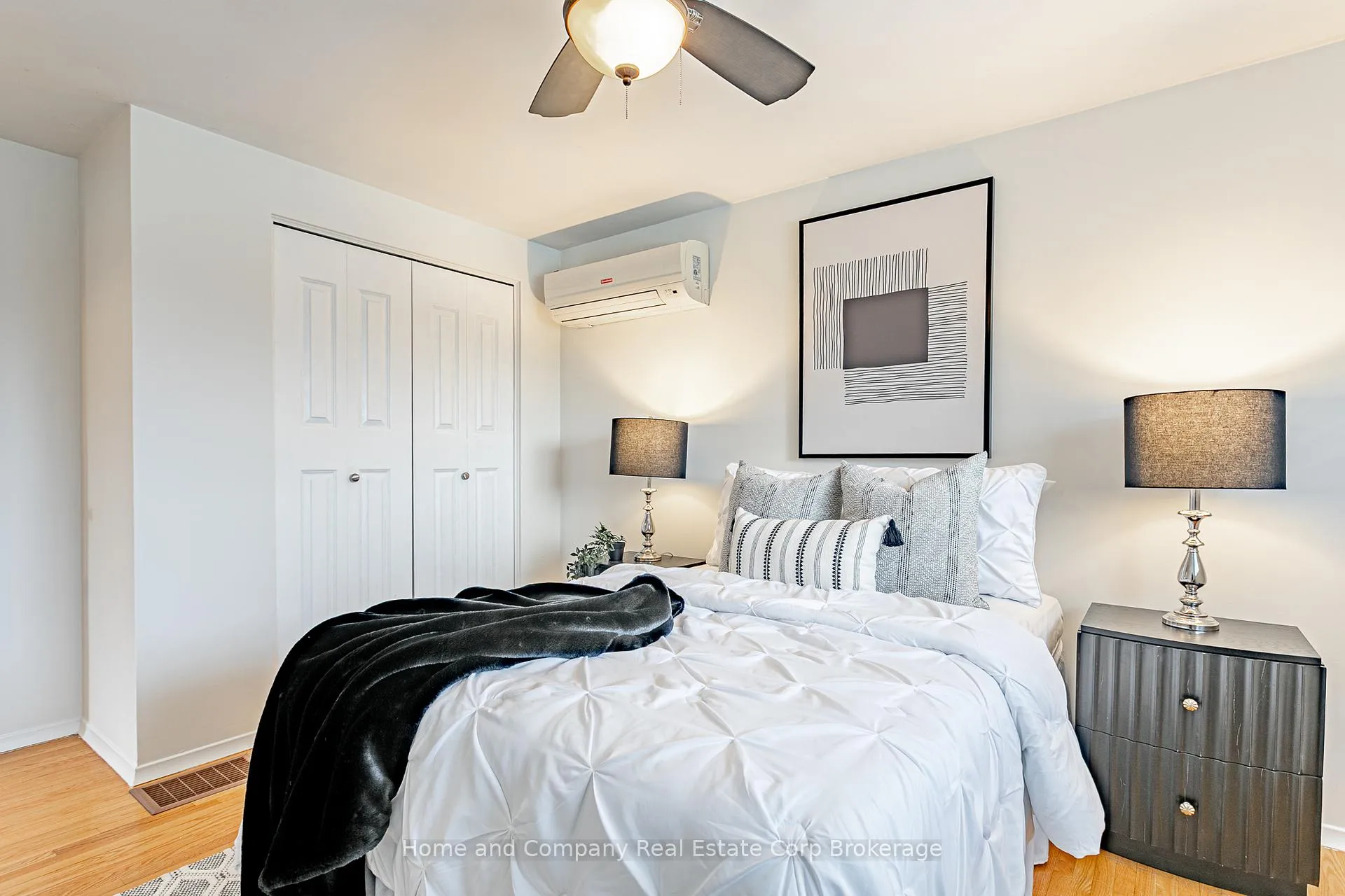 Photo 12 of 292 Redford Crescent, Stratford — HOMEH