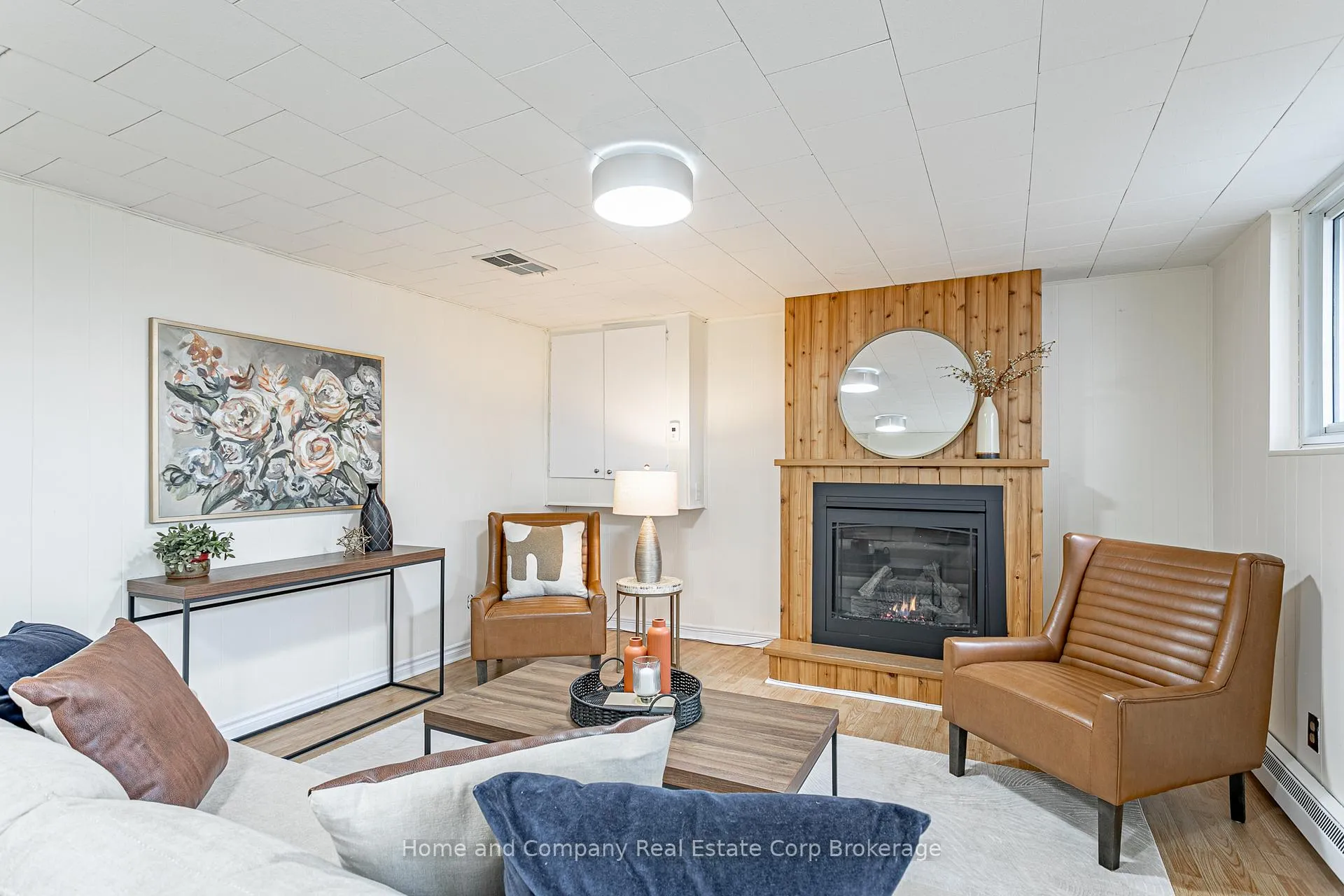 Photo 18 of 292 Redford Crescent, Stratford — HOMEH