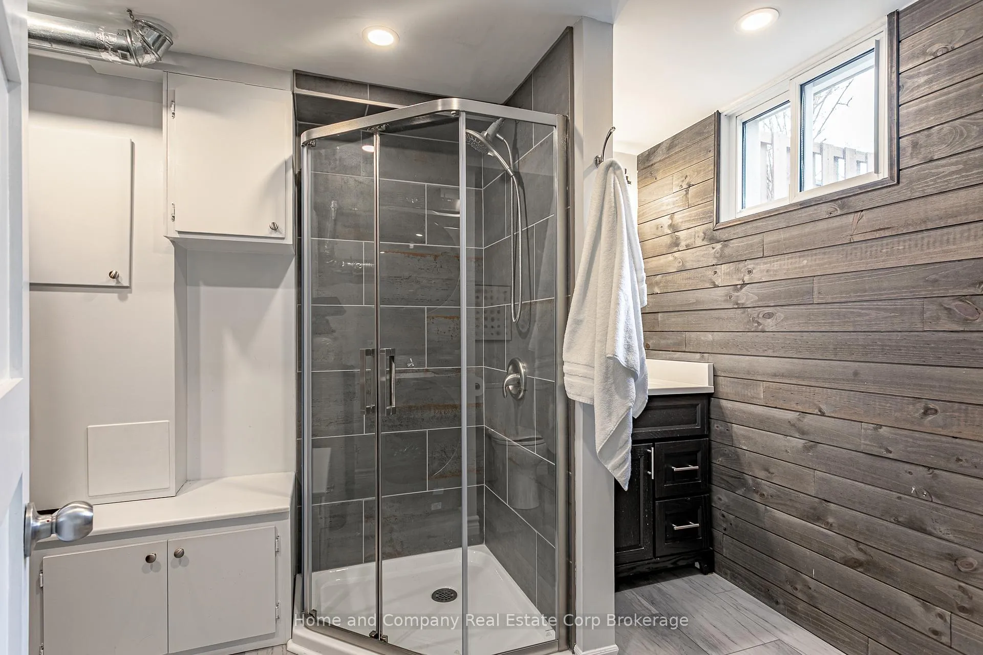 Photo 20 of 292 Redford Crescent, Stratford — HOMEH