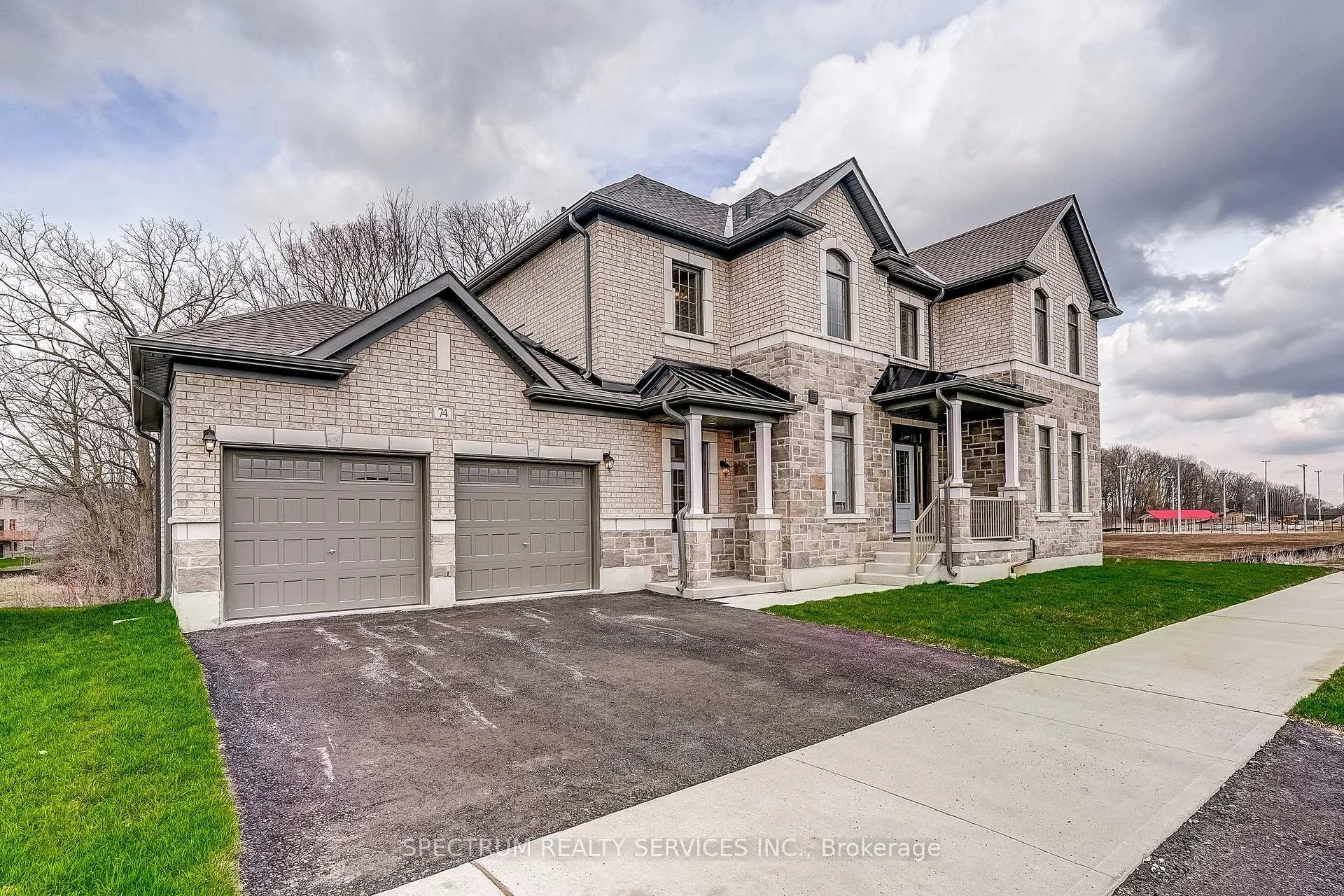 Photo 2 of 74 Strickland Avenue, Brantford — HOMEH