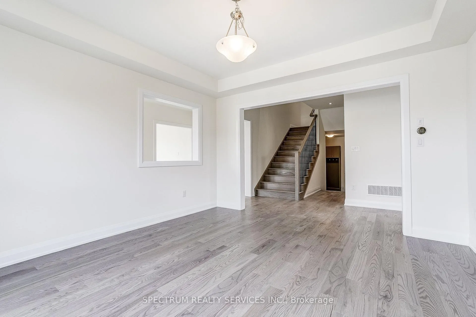 Photo 12 of 17 Dore Drive, Brantford — HOMEH