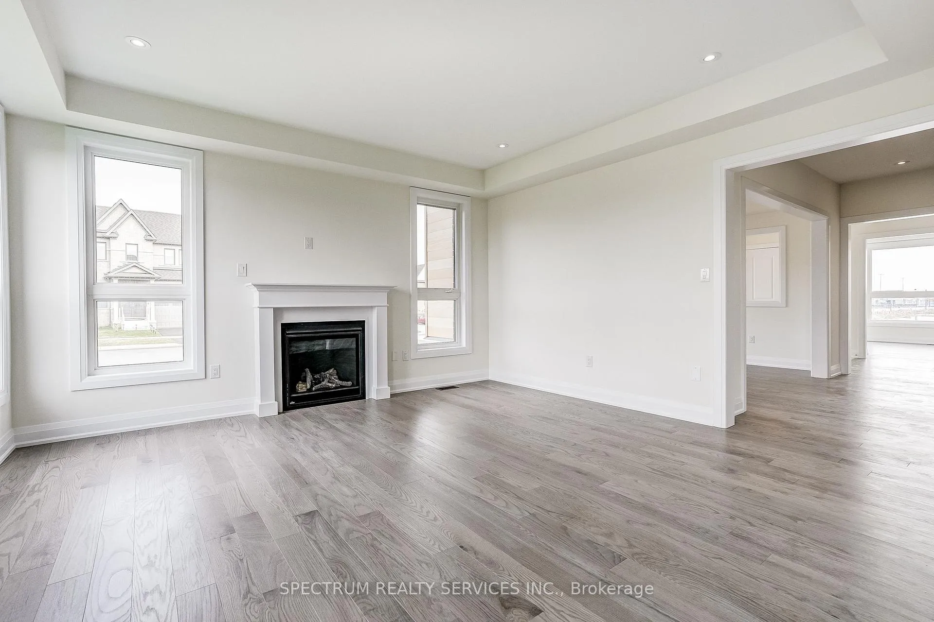 Photo 16 of 17 Dore Drive, Brantford — HOMEH