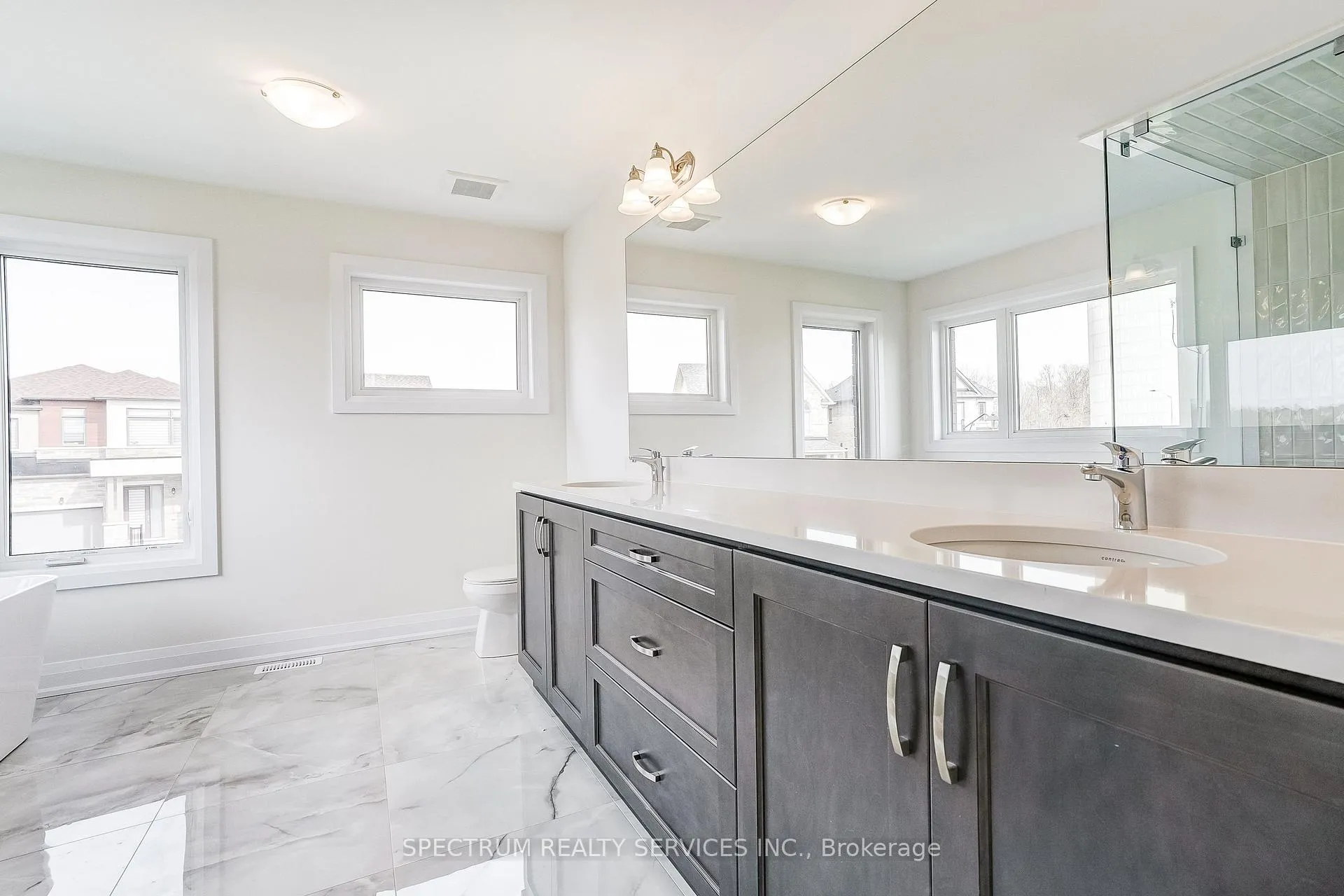 Photo 25 of 17 Dore Drive, Brantford — HOMEH