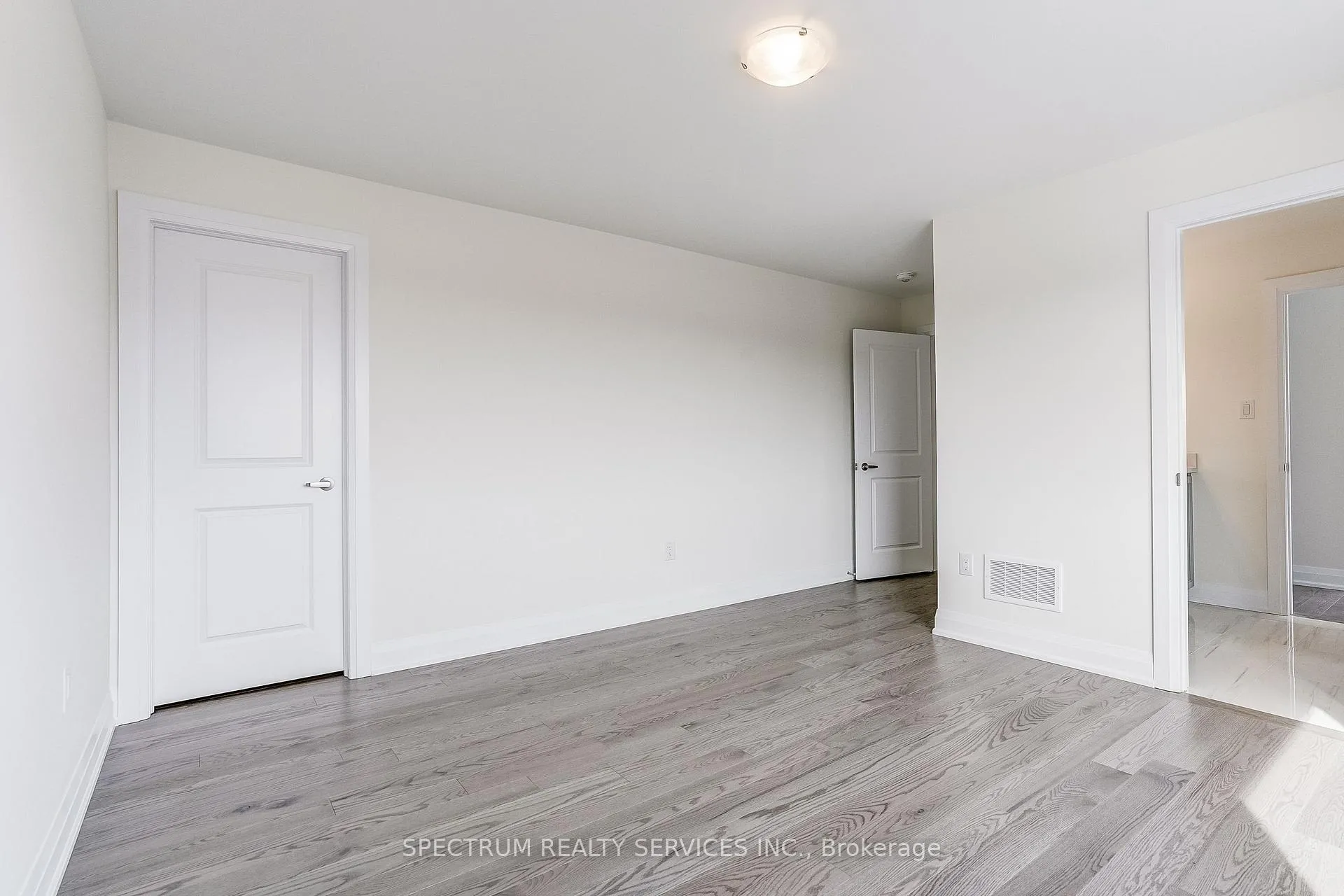 Photo 40 of 17 Dore Drive, Brantford — HOMEH