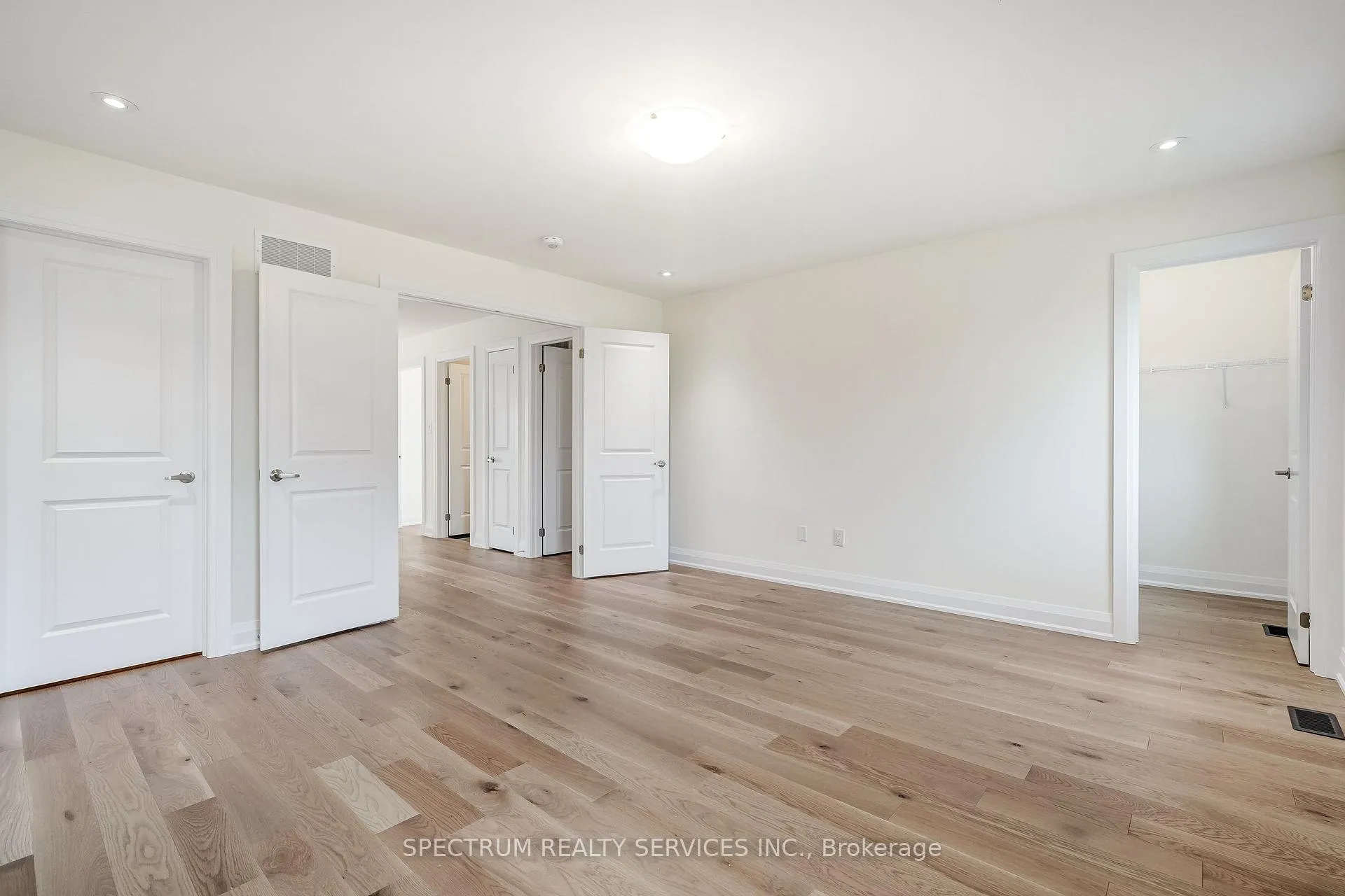 Photo 25 of 28 Dore Drive, Brantford — HOMEH
