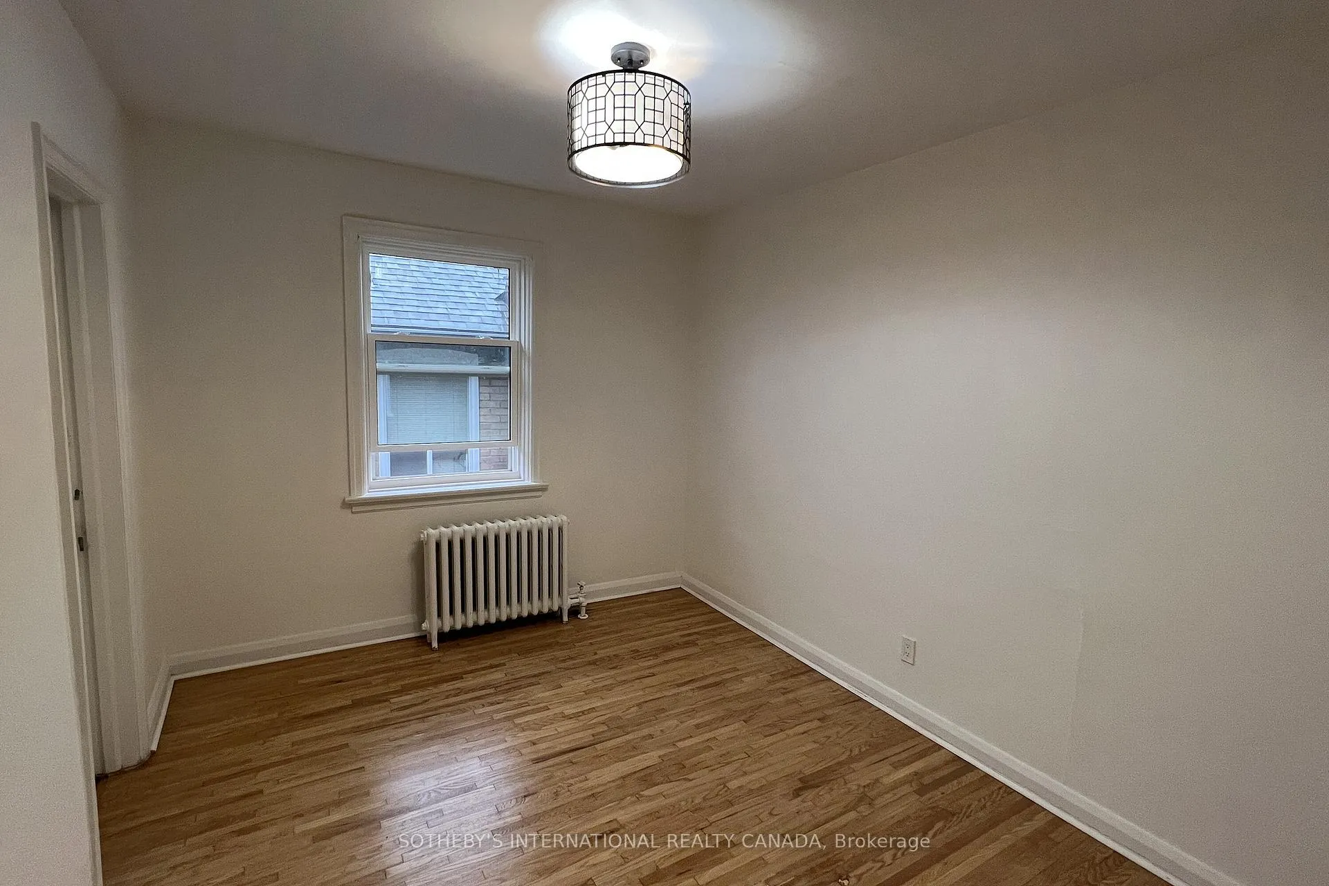 Photo 17 of Unit Upper, 126 Braemar Avenue, Toronto, Yonge-Eglinton — HOMEH