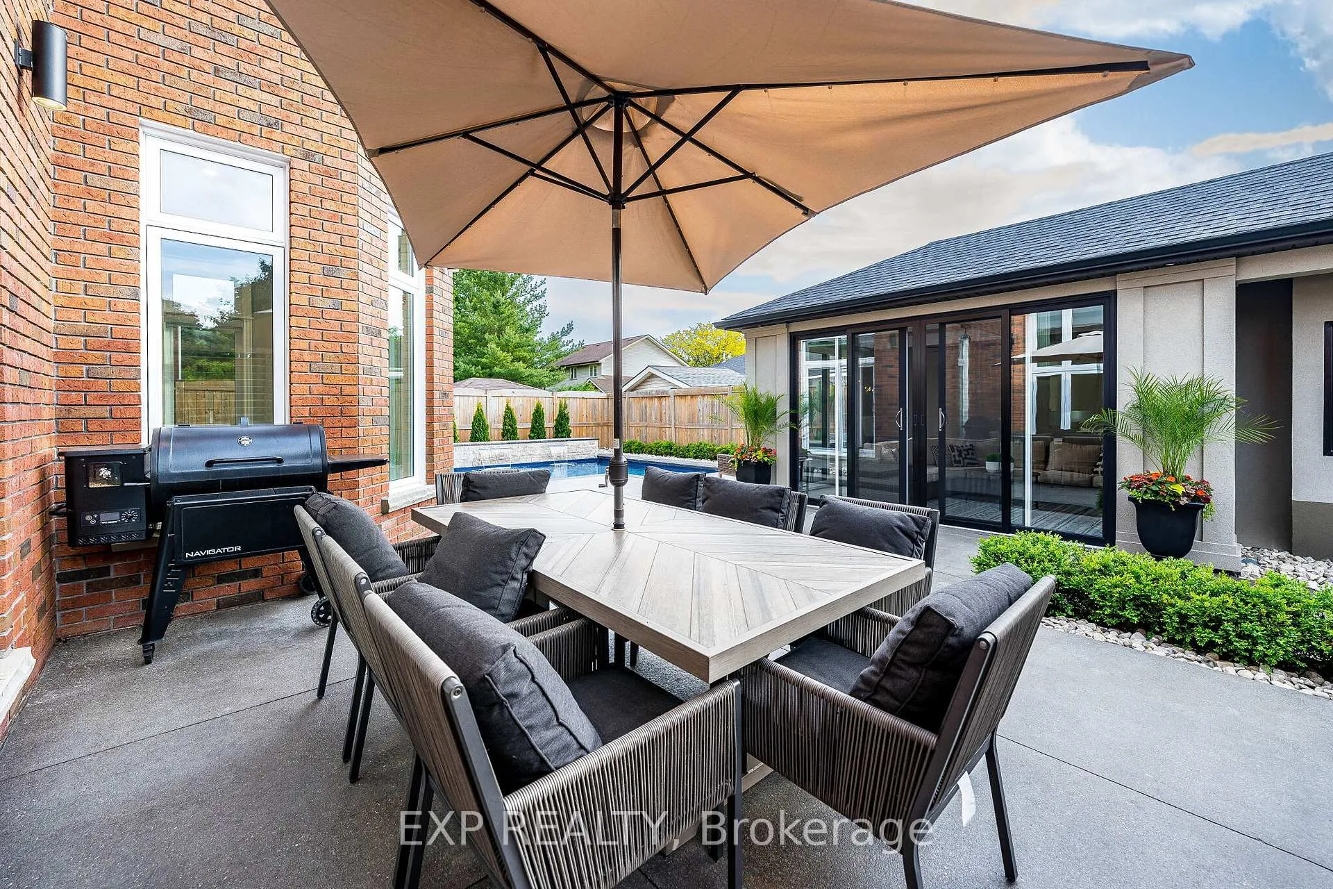 Photo 41 of 83 Blackfriar Lane, Brantford, Fairview - Brantford — HOMEH