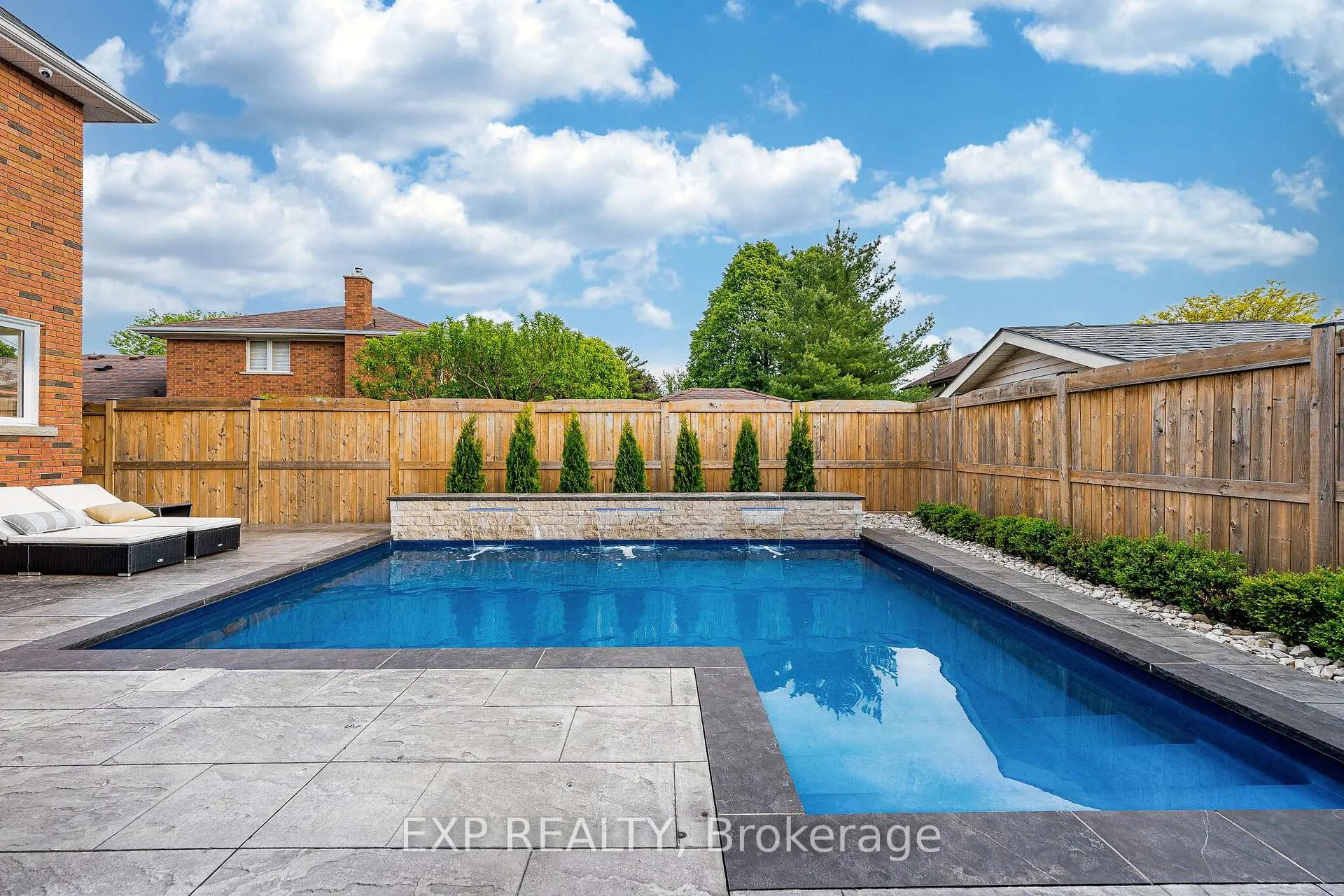 Photo 47 of 83 Blackfriar Lane, Brantford, Fairview - Brantford — HOMEH