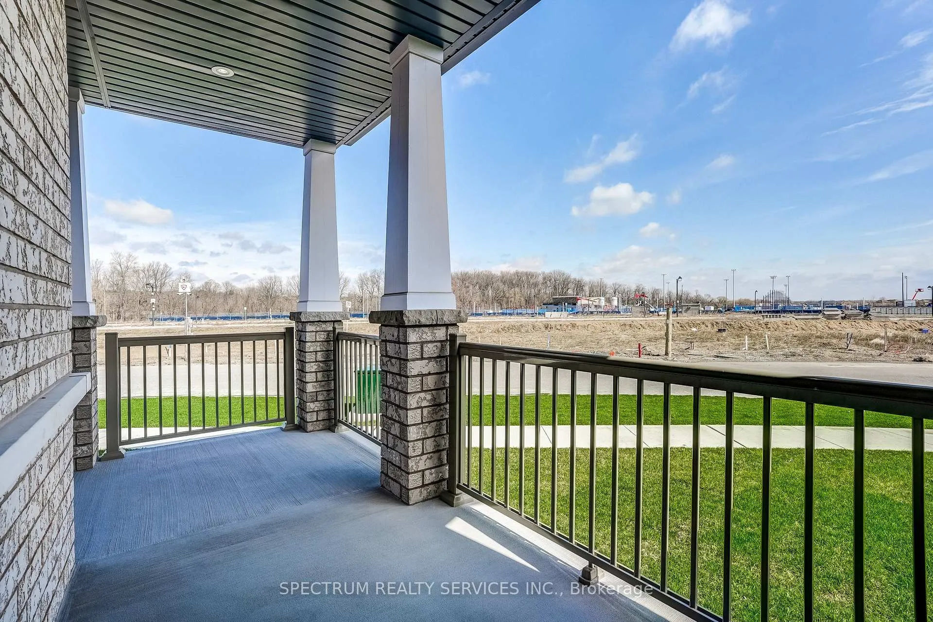 Photo 4 of 22 Eccleston Street, Brantford — HOMEH