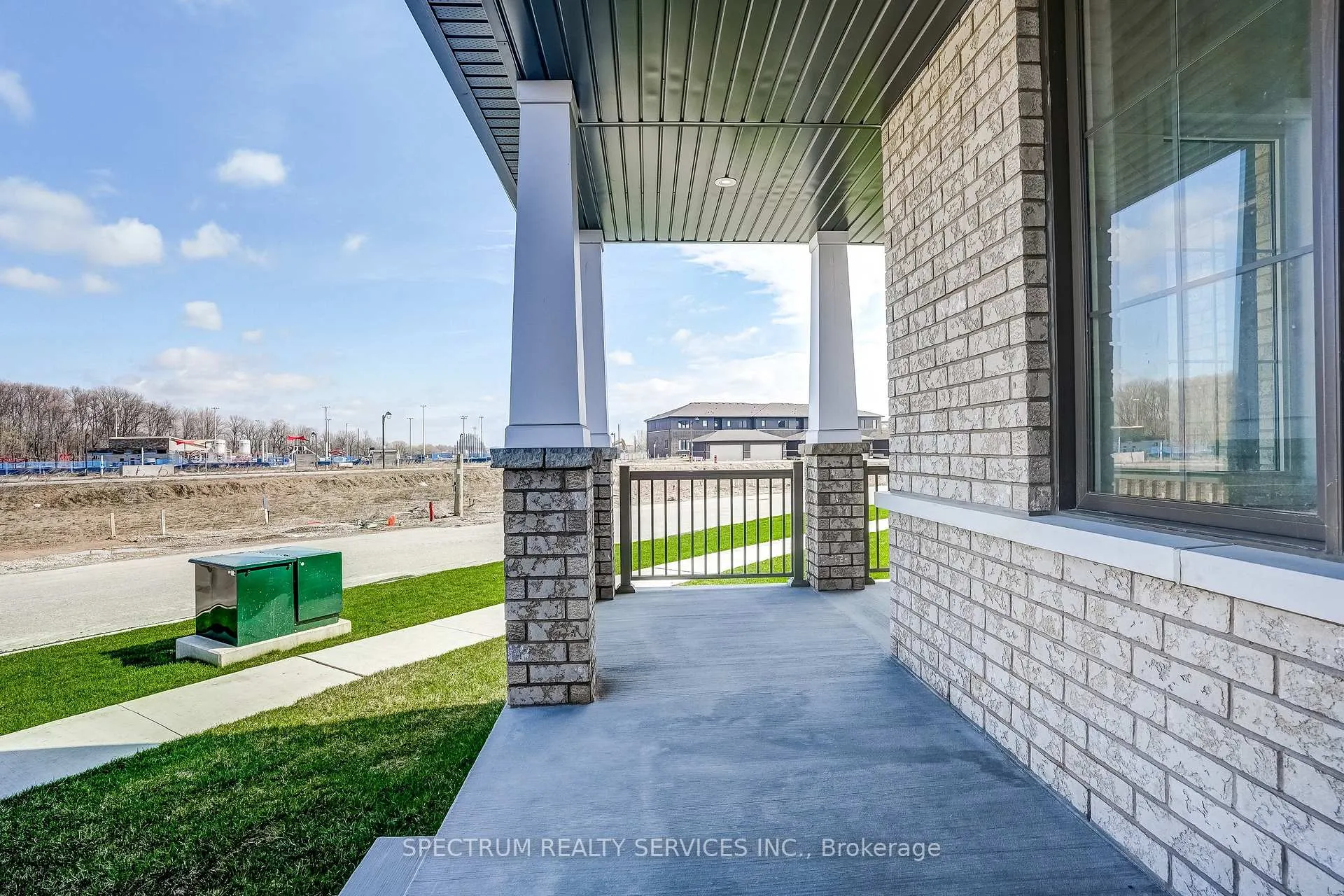 Photo 5 of 22 Eccleston Street, Brantford — HOMEH