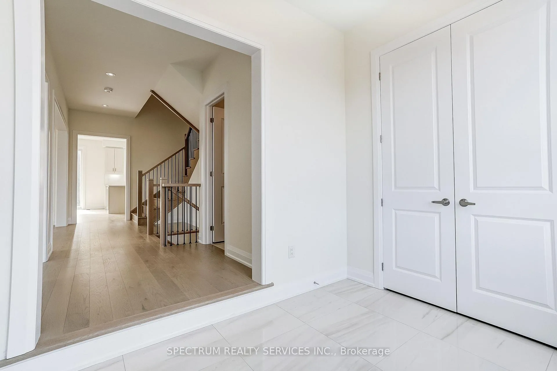 Photo 8 of 22 Eccleston Street, Brantford — HOMEH