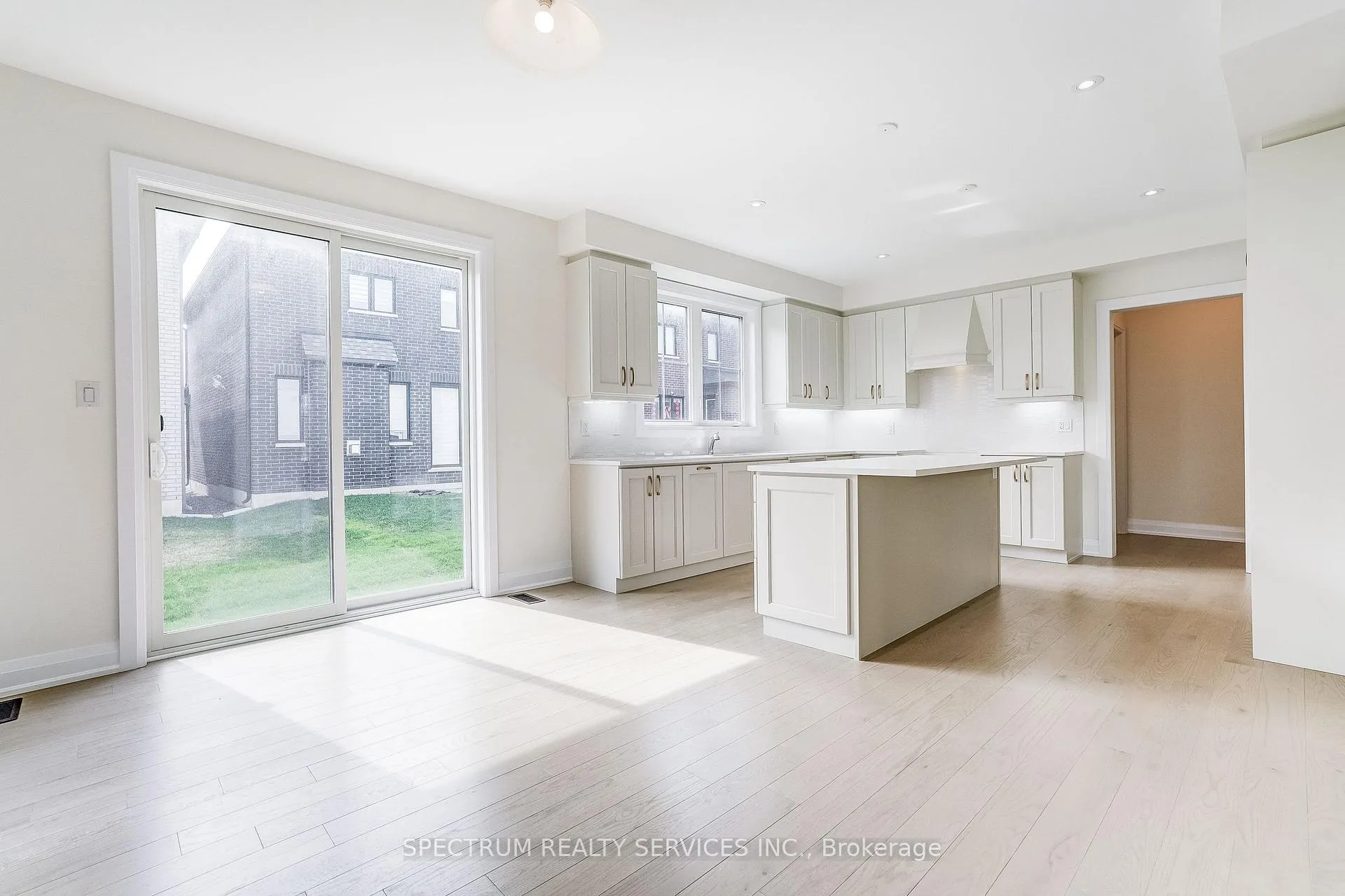 Photo 16 of 22 Eccleston Street, Brantford — HOMEH