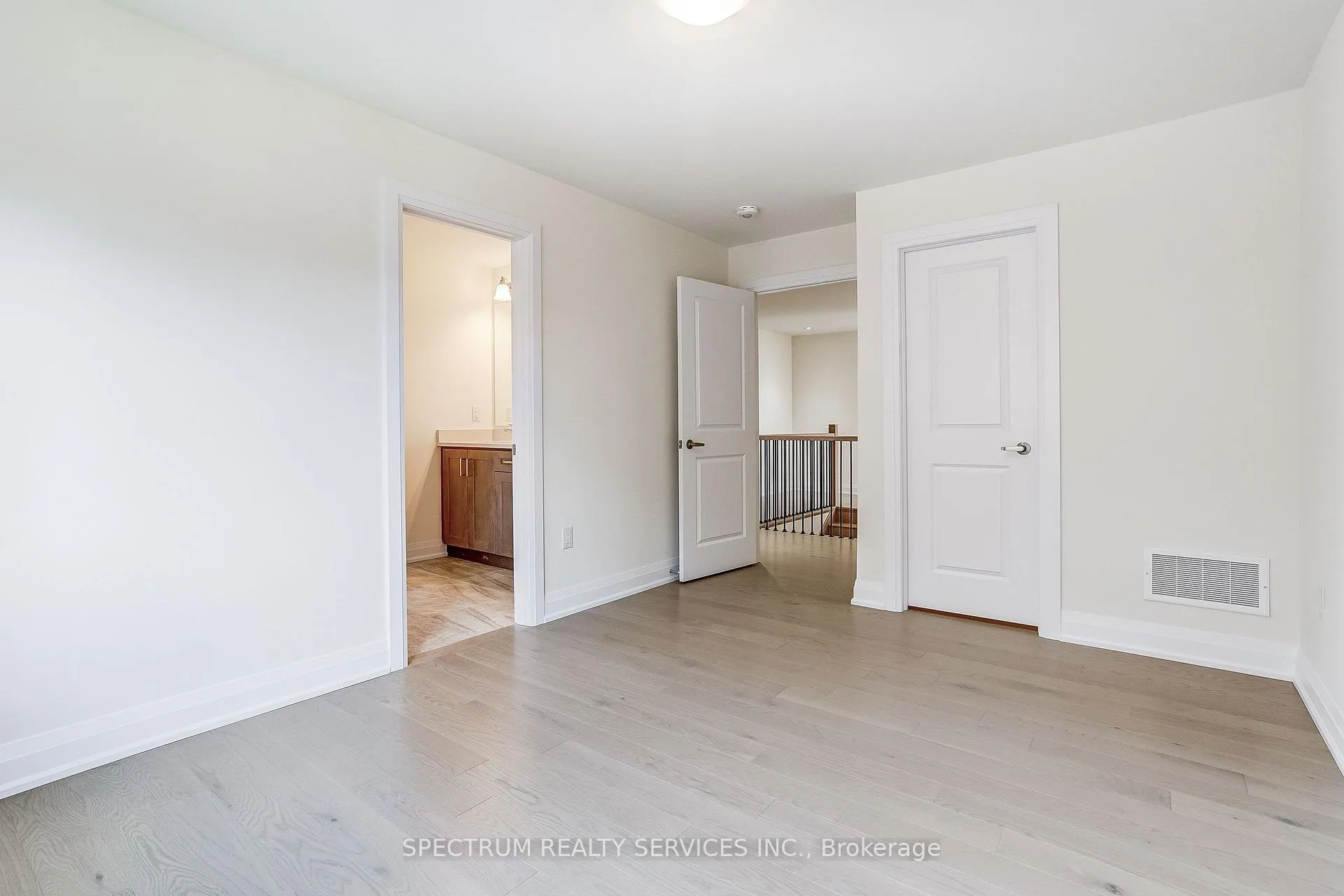 Photo 23 of 22 Eccleston Street, Brantford — HOMEH