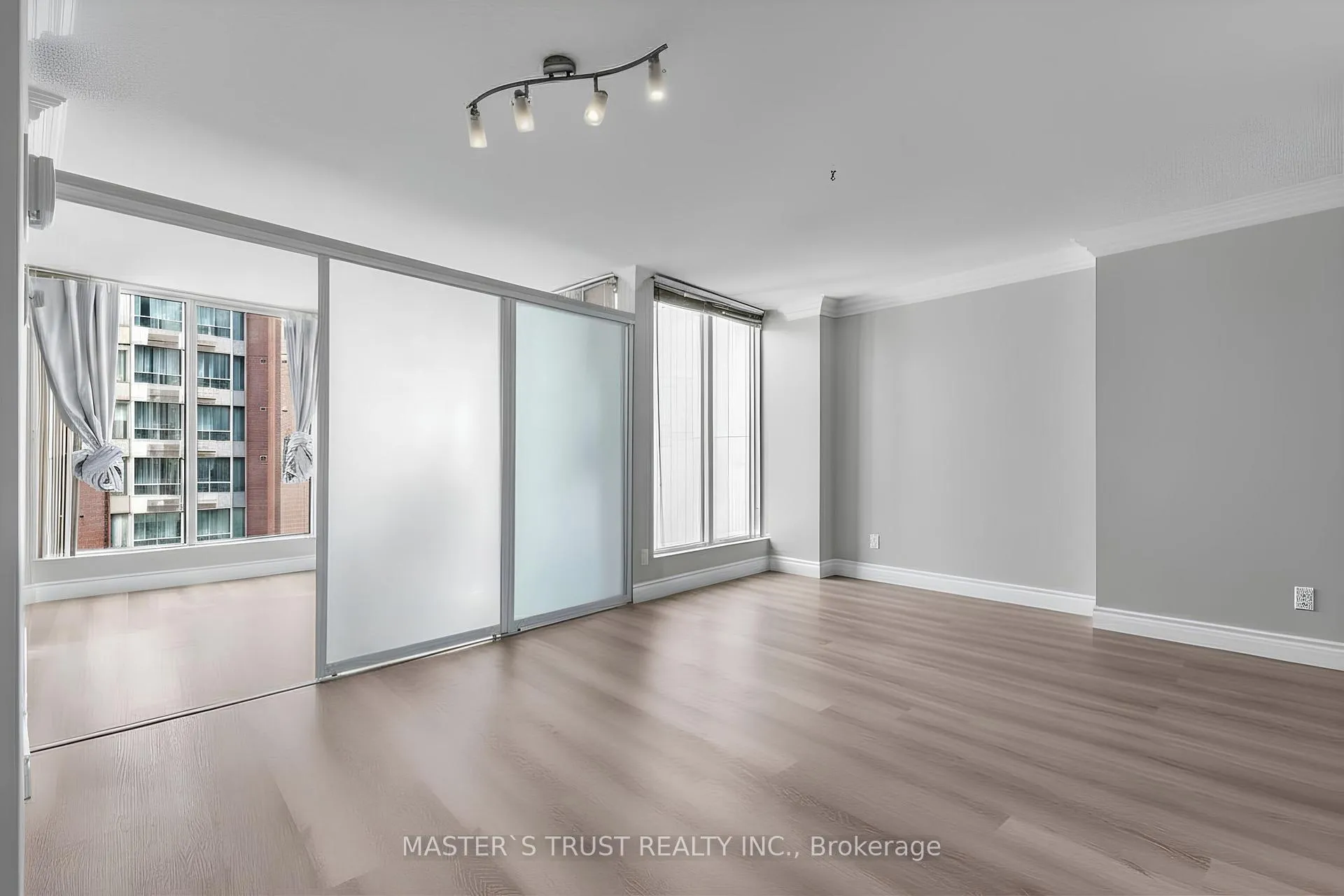 Photo 8 of Unit 1702, 55 Centre Avenue, Toronto, Bay Street Corridor — HOMEH