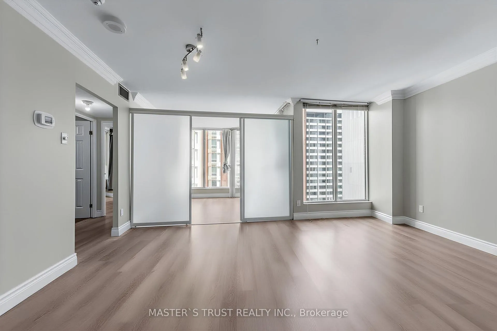 Photo 9 of Unit 1702, 55 Centre Avenue, Toronto, Bay Street Corridor — HOMEH