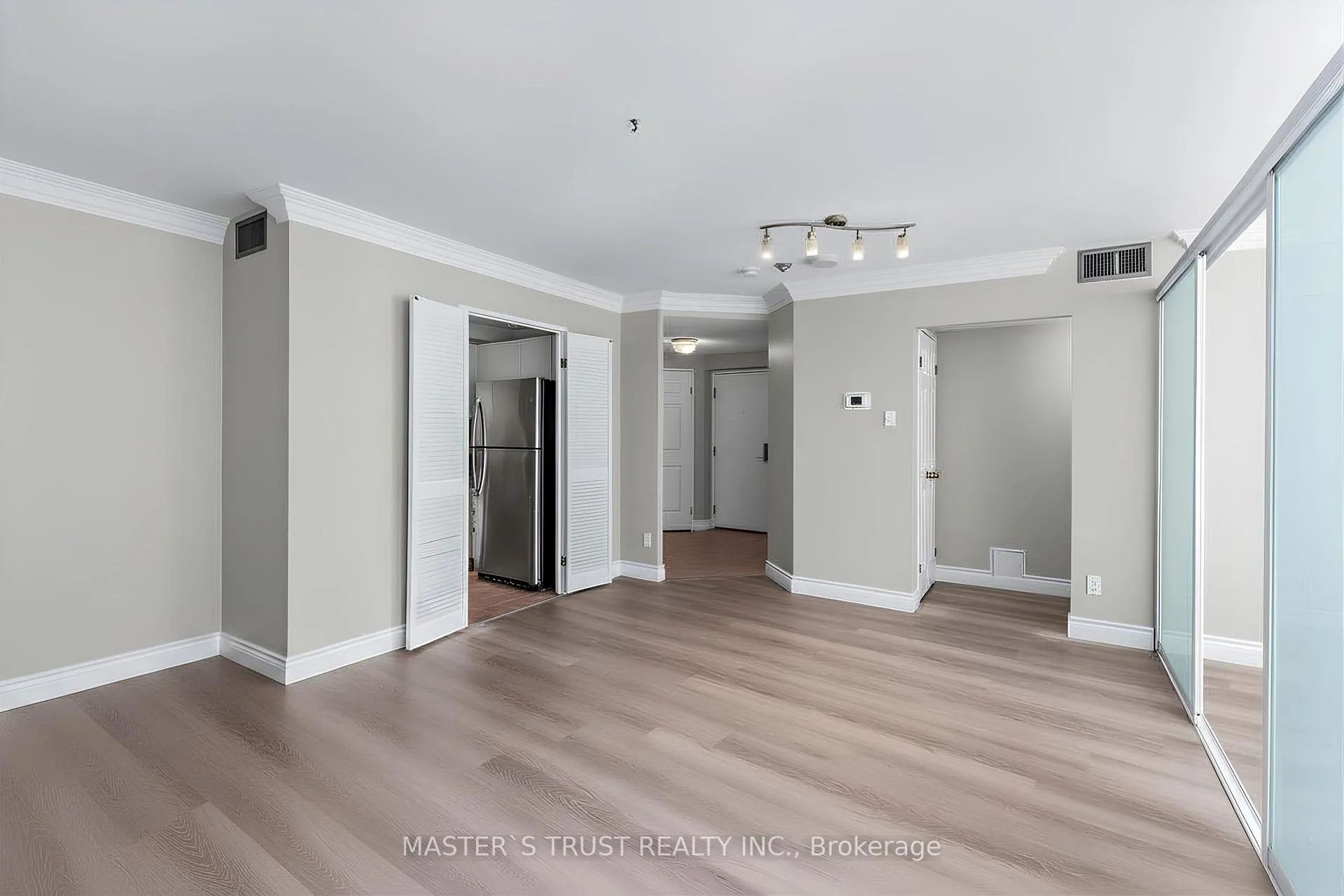 Photo 11 of Unit 1702, 55 Centre Avenue, Toronto, Bay Street Corridor — HOMEH