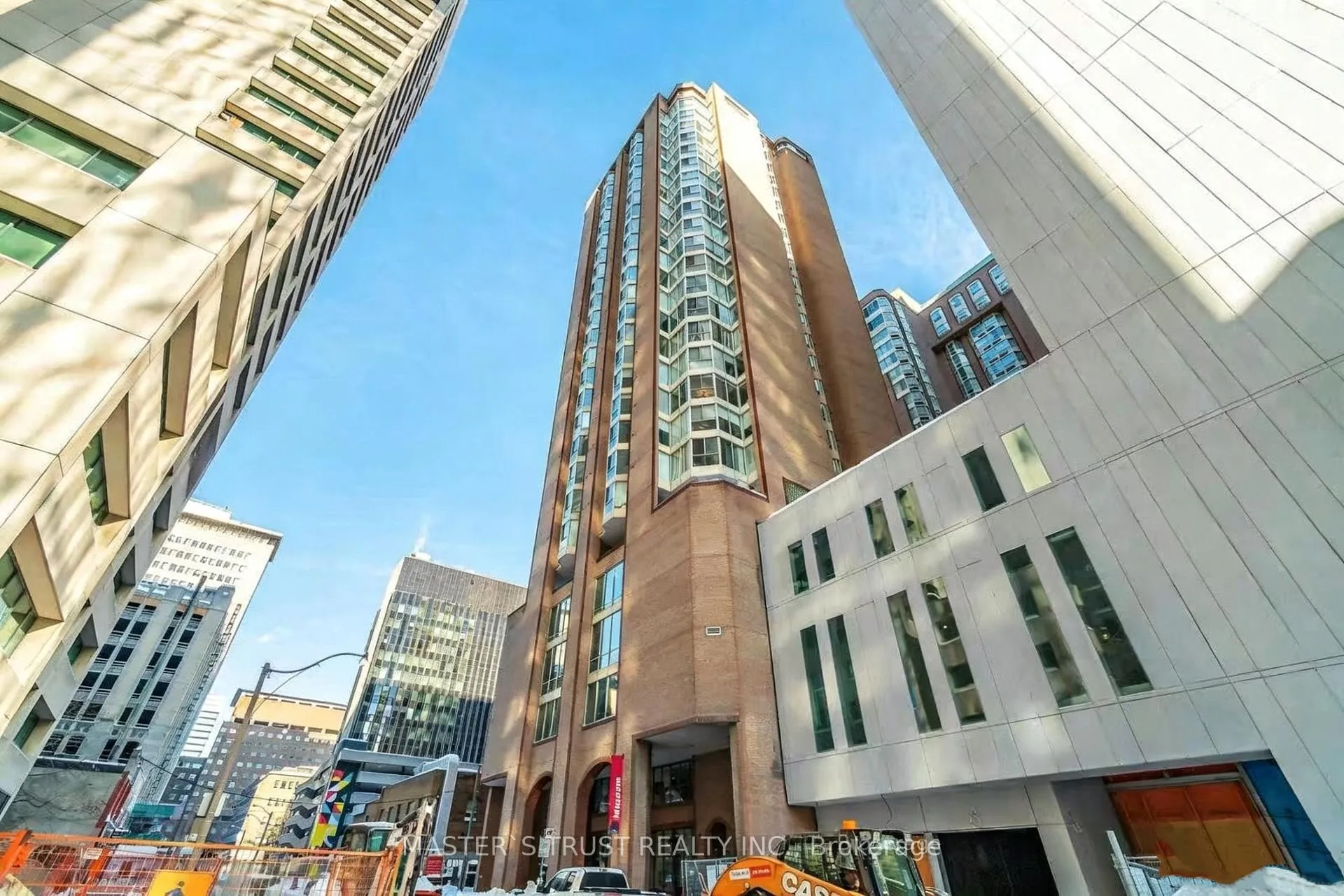 Photo 2 of Unit 1702, 55 Centre Avenue, Toronto, Bay Street Corridor — HOMEH