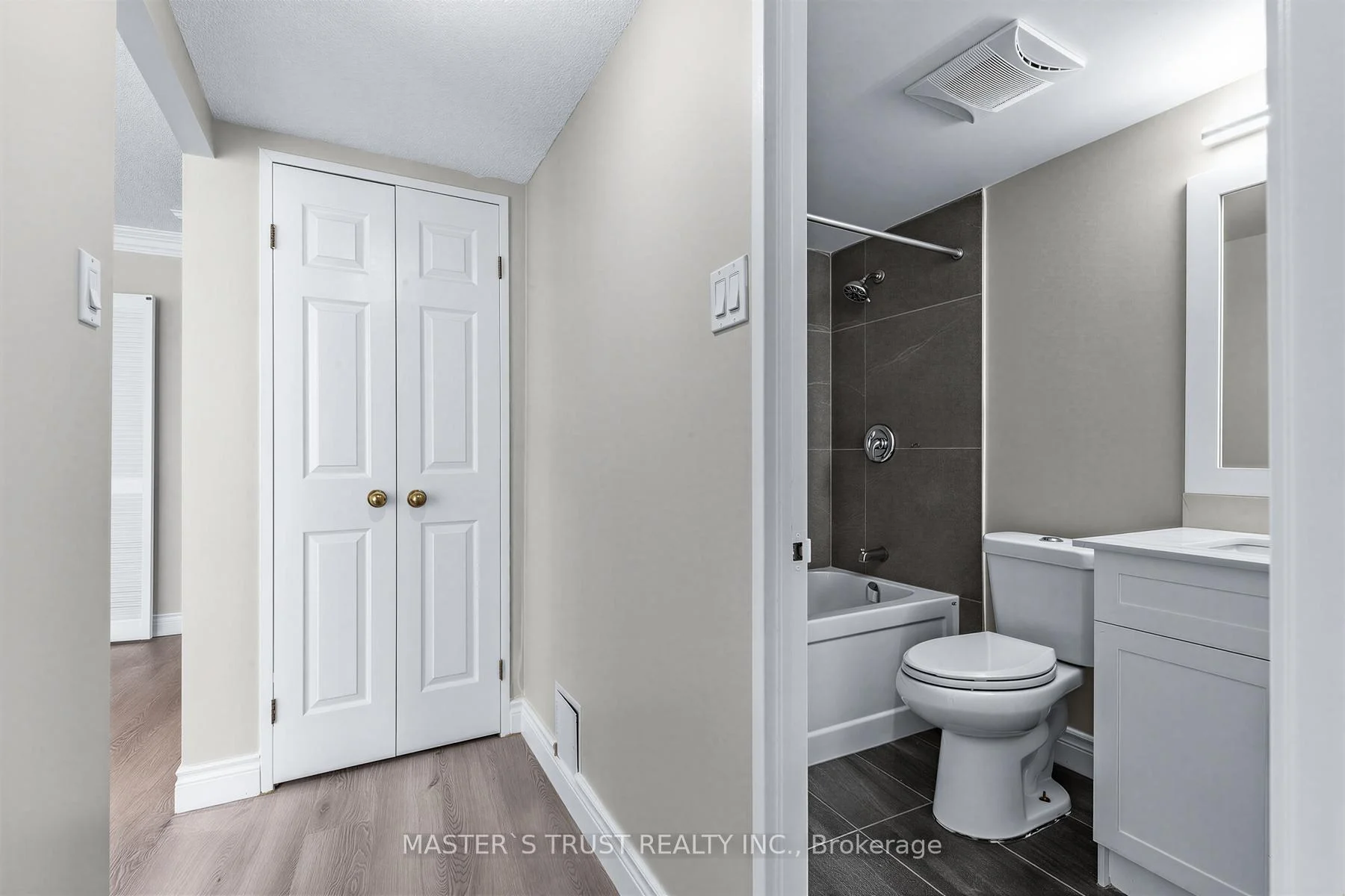 Photo 37 of Unit 1702, 55 Centre Avenue, Toronto, Bay Street Corridor — HOMEH