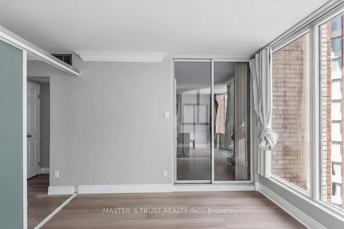 Photo 49 of Unit 1702, 55 Centre Avenue, Toronto, Bay Street Corridor — HOMEH