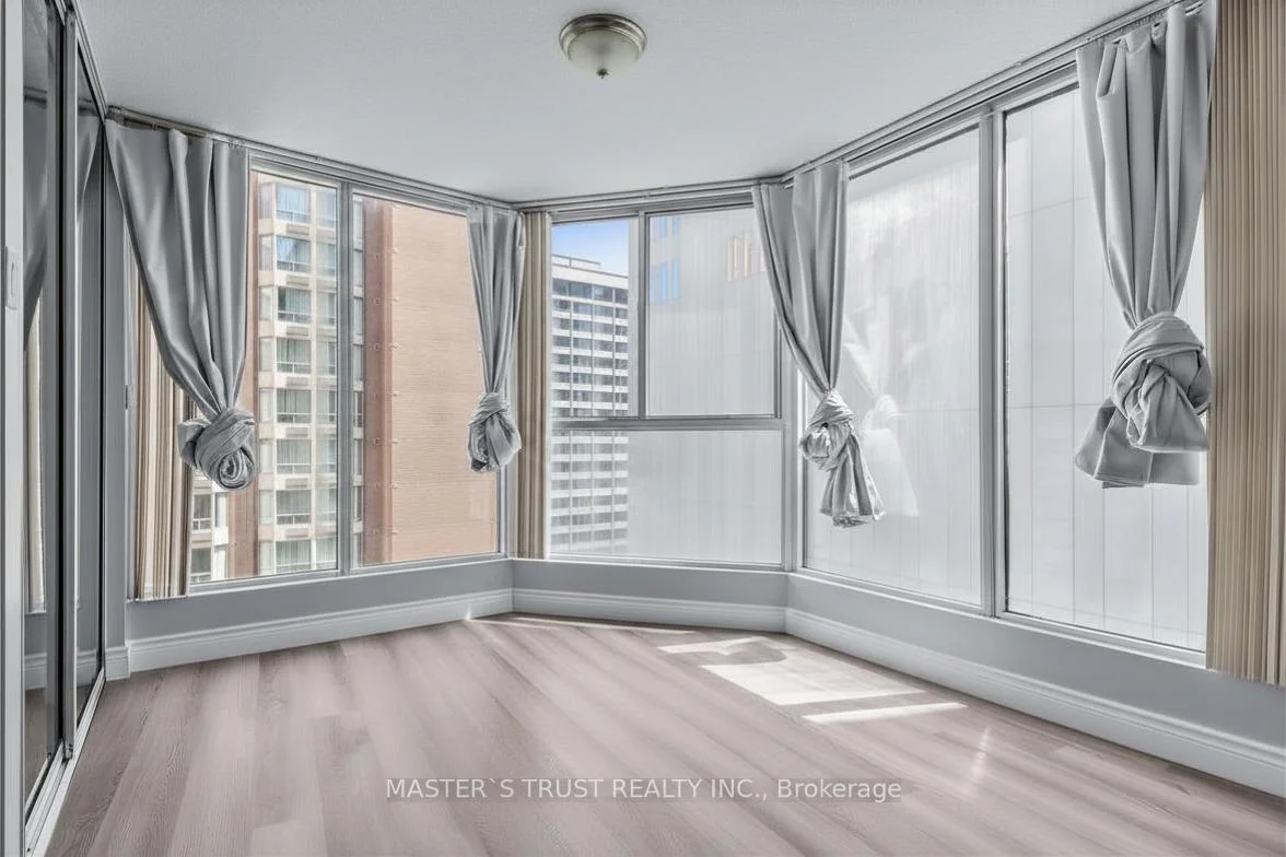 Photo 75 of Unit 1702, 55 Centre Avenue, Toronto, Bay Street Corridor — HOMEH