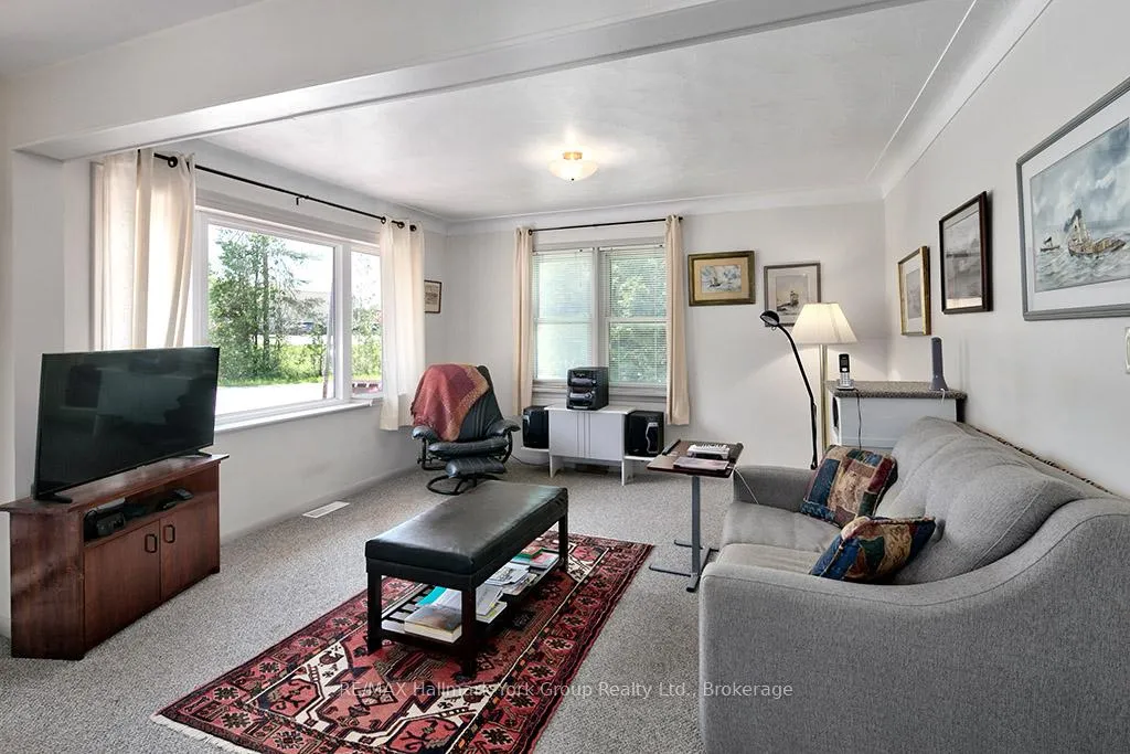 Photo 7 of 88 Gray Avenue, Meaford — HOMEH