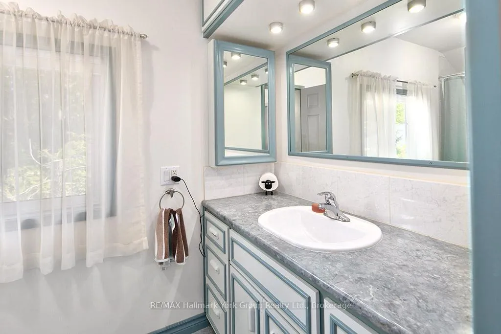 Photo 16 of 88 Gray Avenue, Meaford — HOMEH