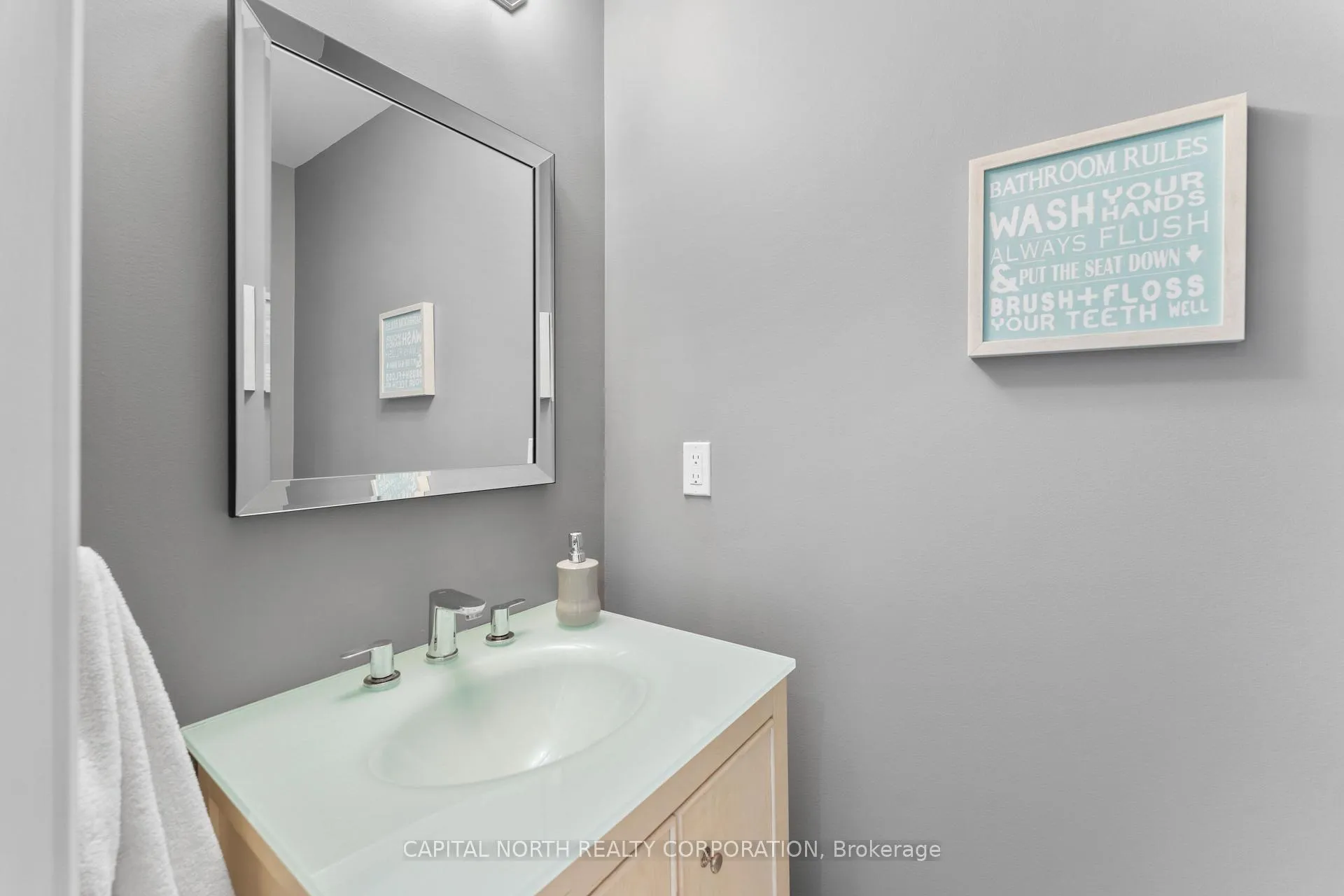 Photo 8 of 36 Mcdevitt Lane, Caledon, Caledon East — HOMEH