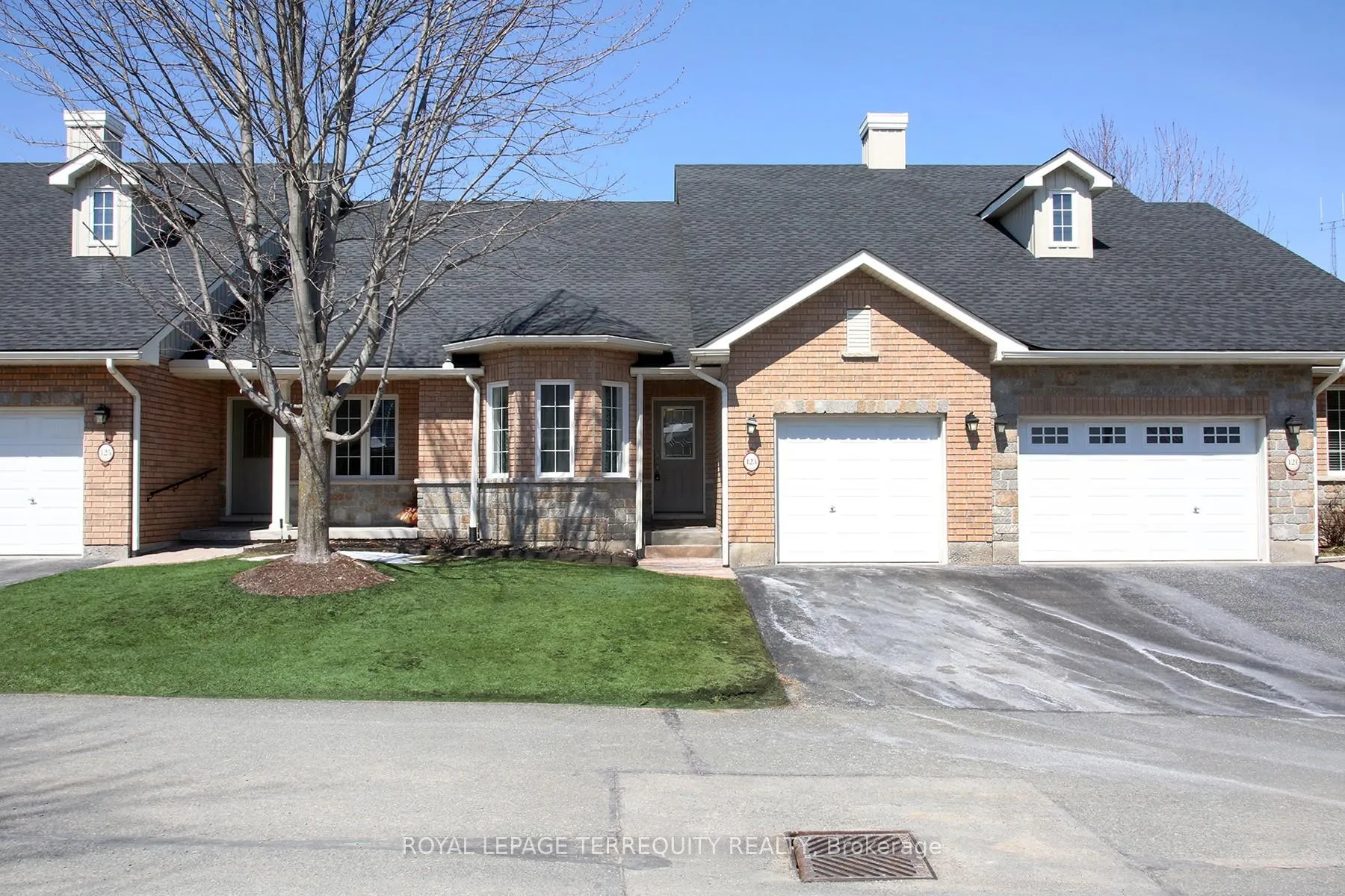 Photo 2 of Unit 69, 123 Village Crescent, Peterborough, Otonabee Ward 1 — HOMEH