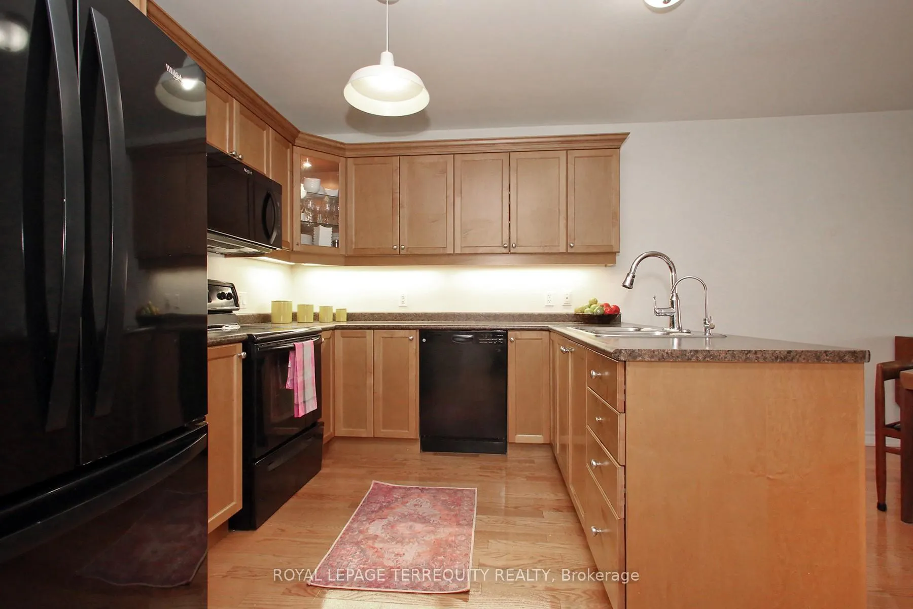 Photo 13 of Unit 69, 123 Village Crescent, Peterborough, Otonabee Ward 1 — HOMEH