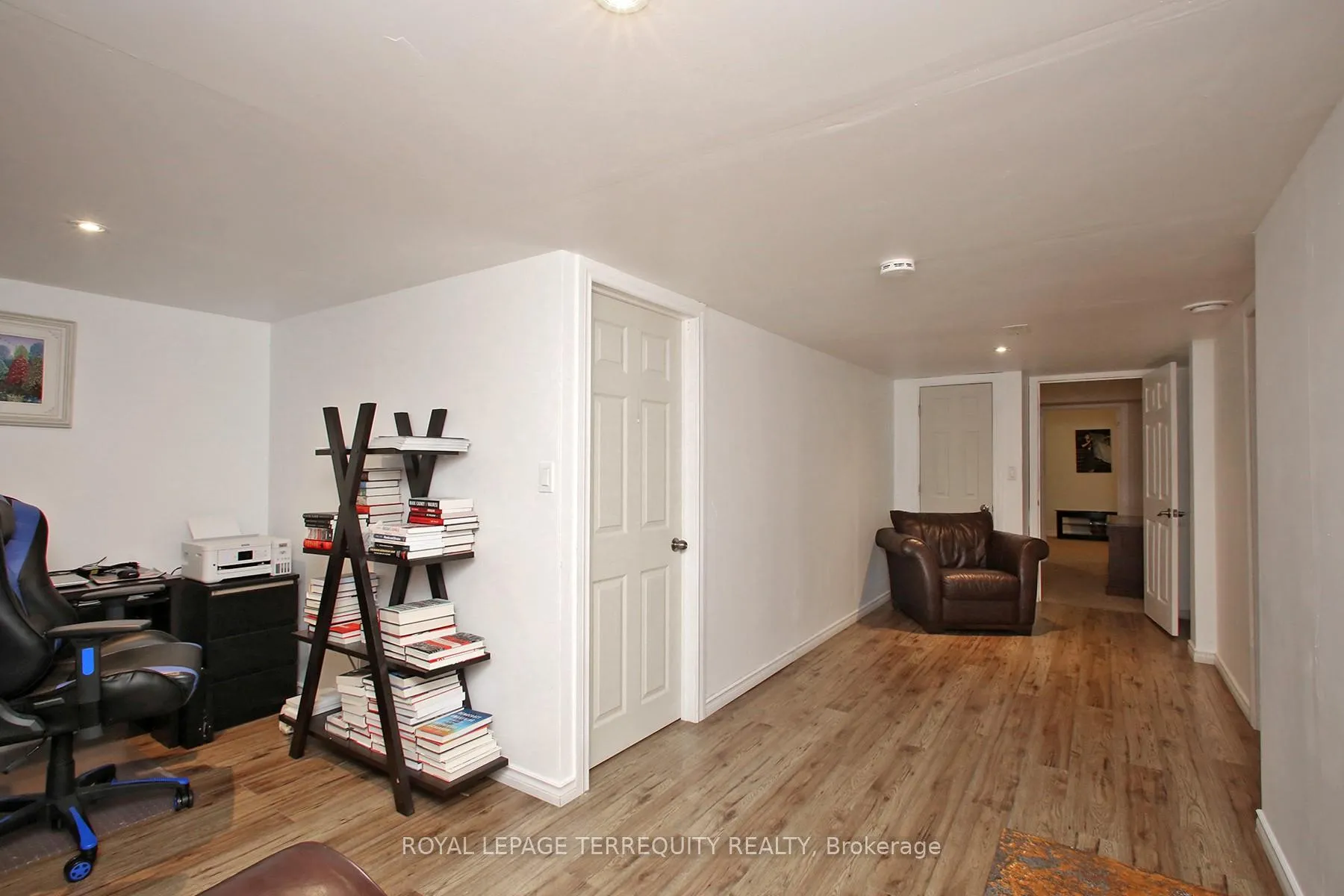 Photo 25 of Unit 69, 123 Village Crescent, Peterborough, Otonabee Ward 1 — HOMEH