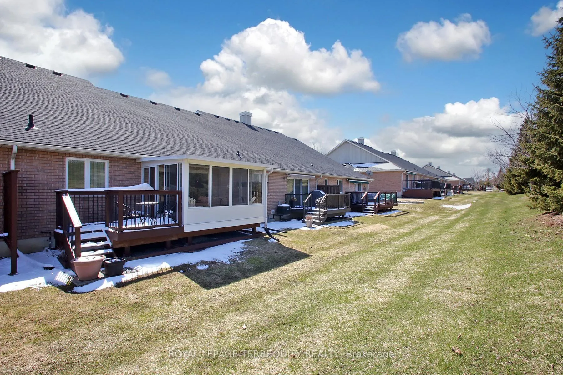 Photo 30 of Unit 69, 123 Village Crescent, Peterborough, Otonabee Ward 1 — HOMEH