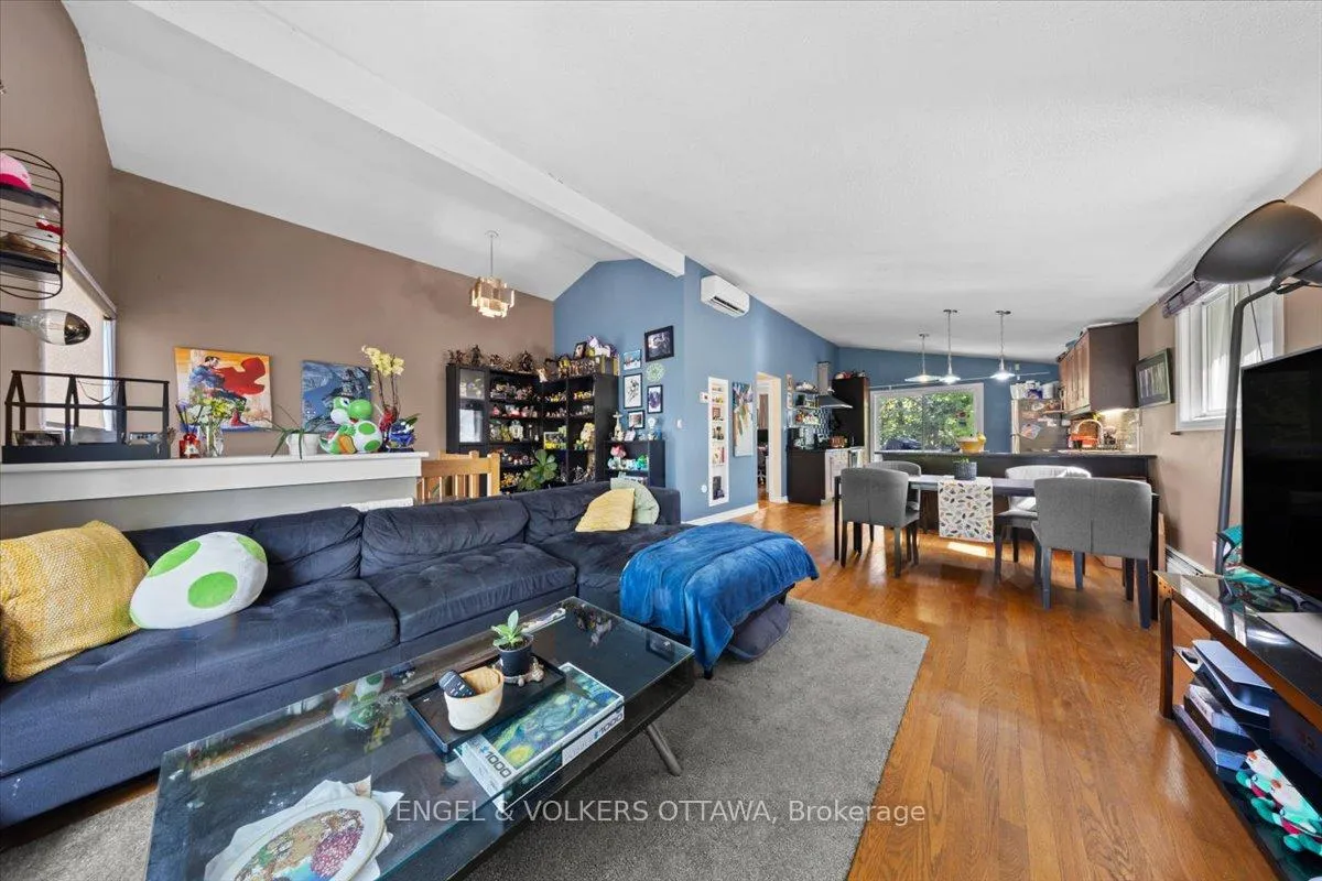 Photo 8 of 1712 St. Barbara Street, Ottawa, Blossom Park/Leitrim — HOMEH