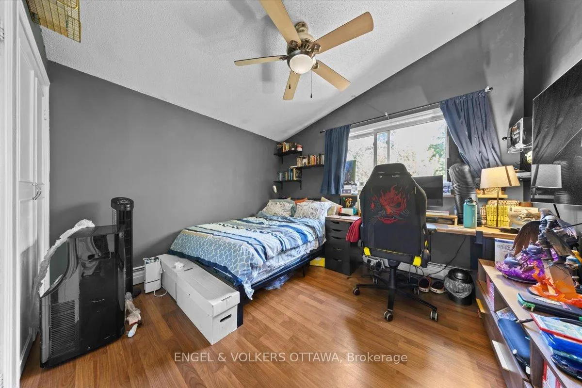 Photo 18 of 1712 St. Barbara Street, Ottawa, Blossom Park/Leitrim — HOMEH