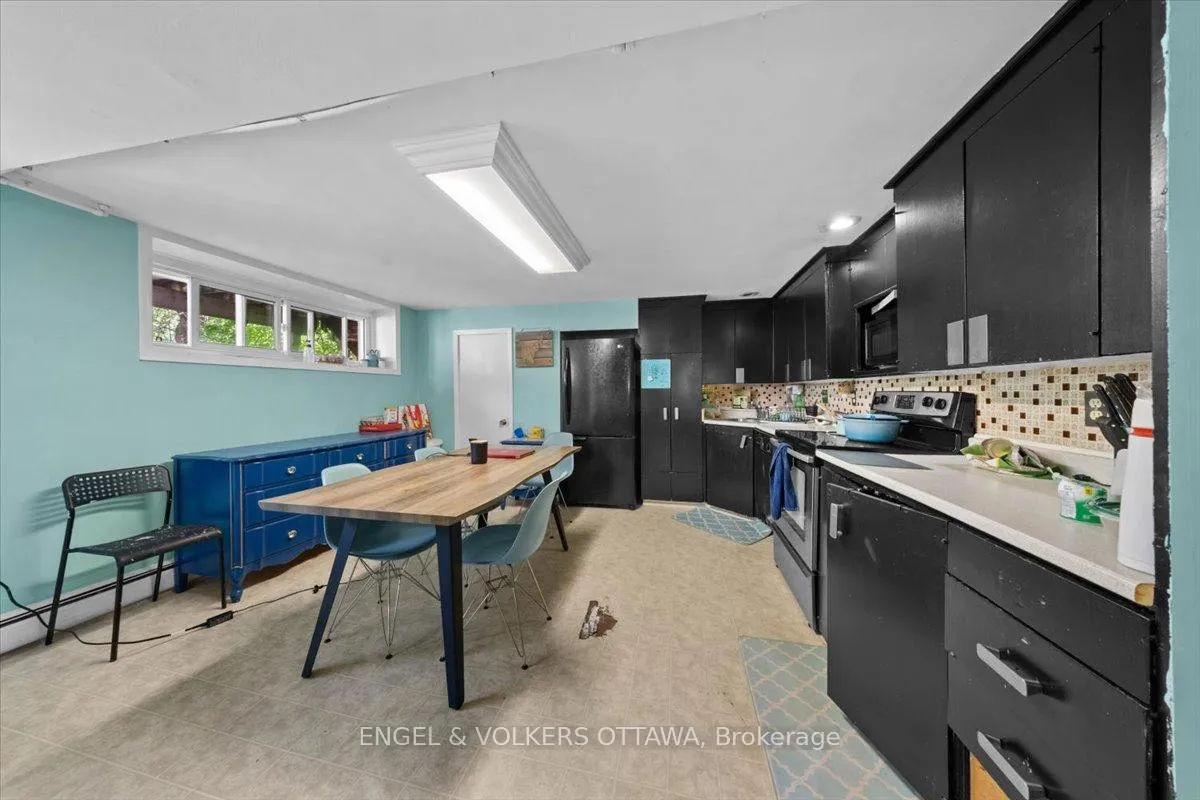 Photo 31 of 1712 St. Barbara Street, Ottawa, Blossom Park/Leitrim — HOMEH